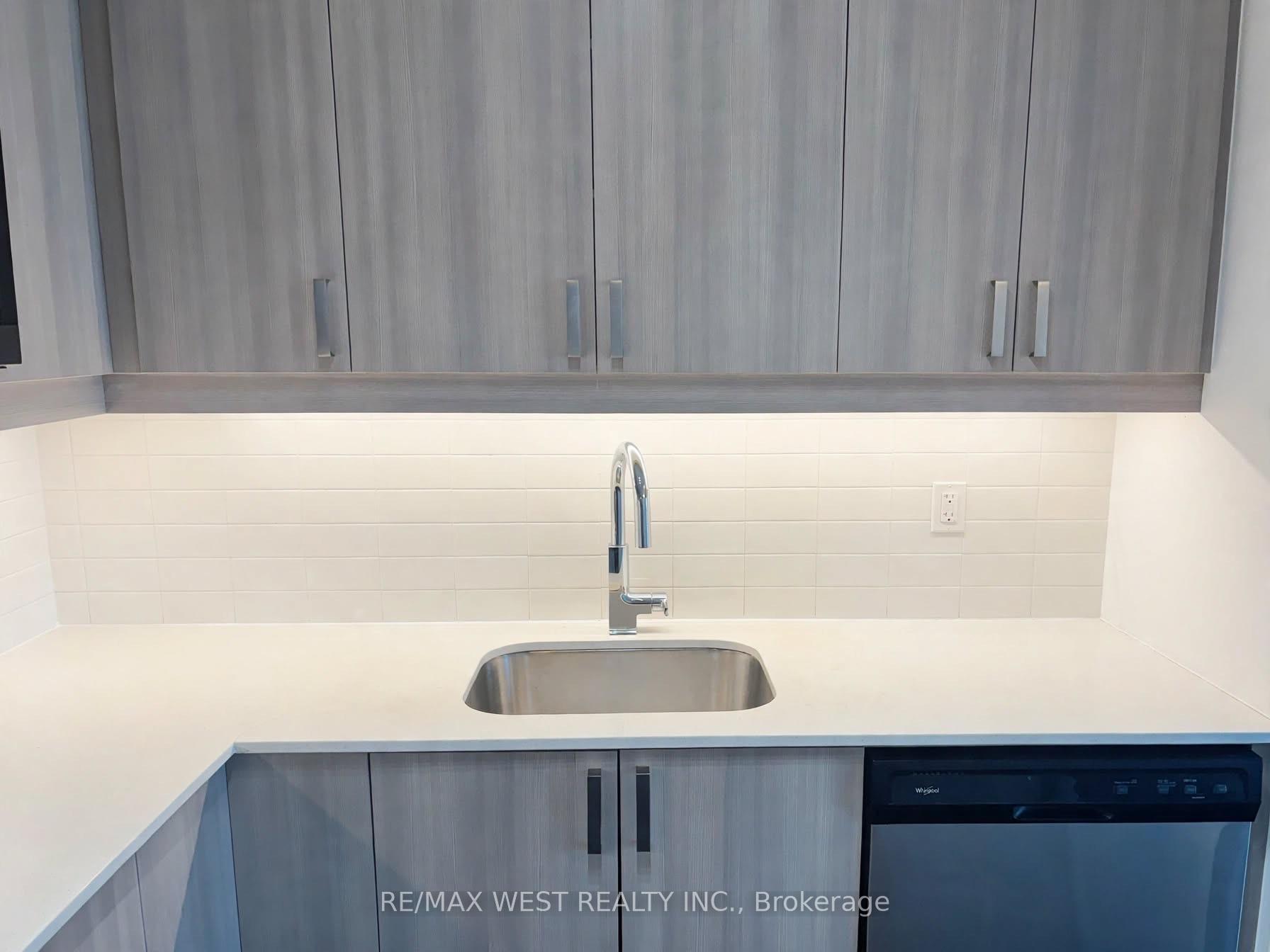 Photo 18 of Unit 3610, 7895 Jane Street, Vaughan, Concord — HOMEH