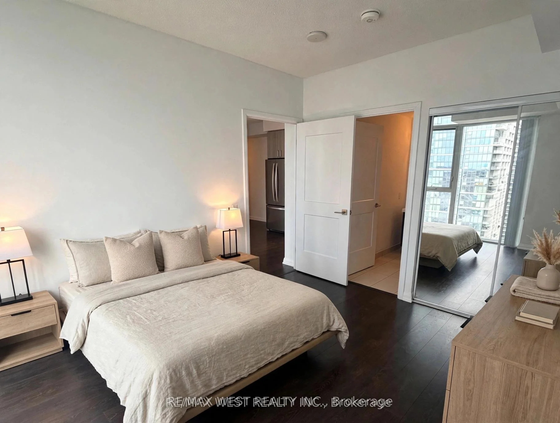 Photo 36 of Unit 3610, 7895 Jane Street, Vaughan, Concord — HOMEH