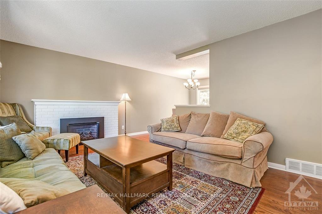 Photo 6 of 2678 Ulster Crescent, Ottawa, Riverside Park — HOMEH