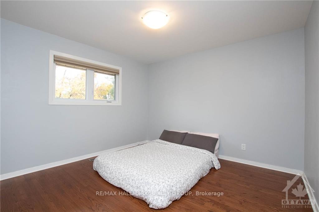 Photo 15 of 2678 Ulster Crescent, Ottawa, Riverside Park — HOMEH