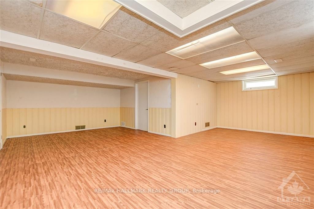 Photo 21 of 2678 Ulster Crescent, Ottawa, Riverside Park — HOMEH
