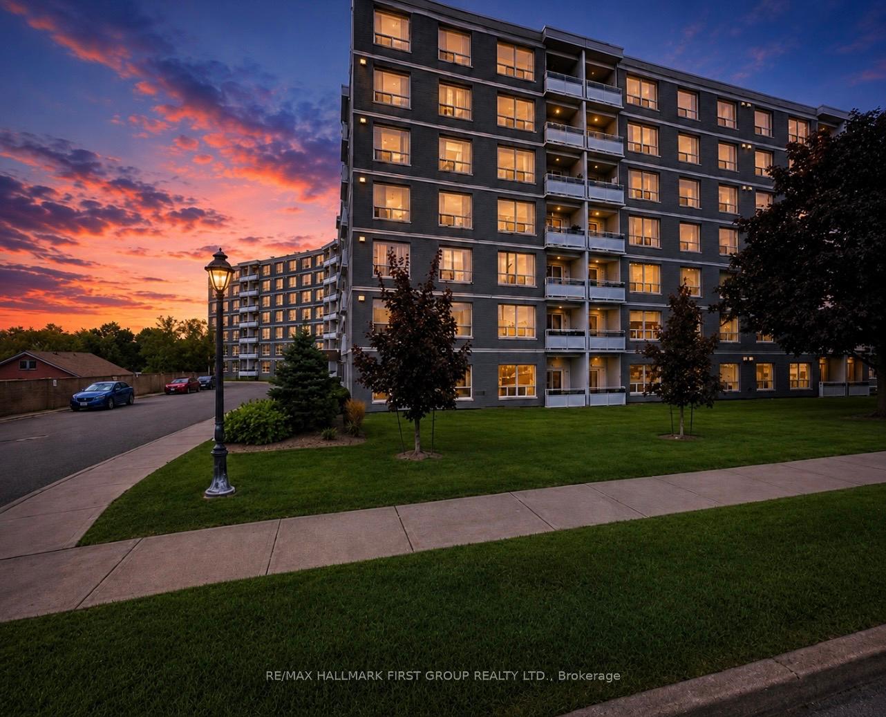 Front of Unit 703, 145 Liberty Street S
