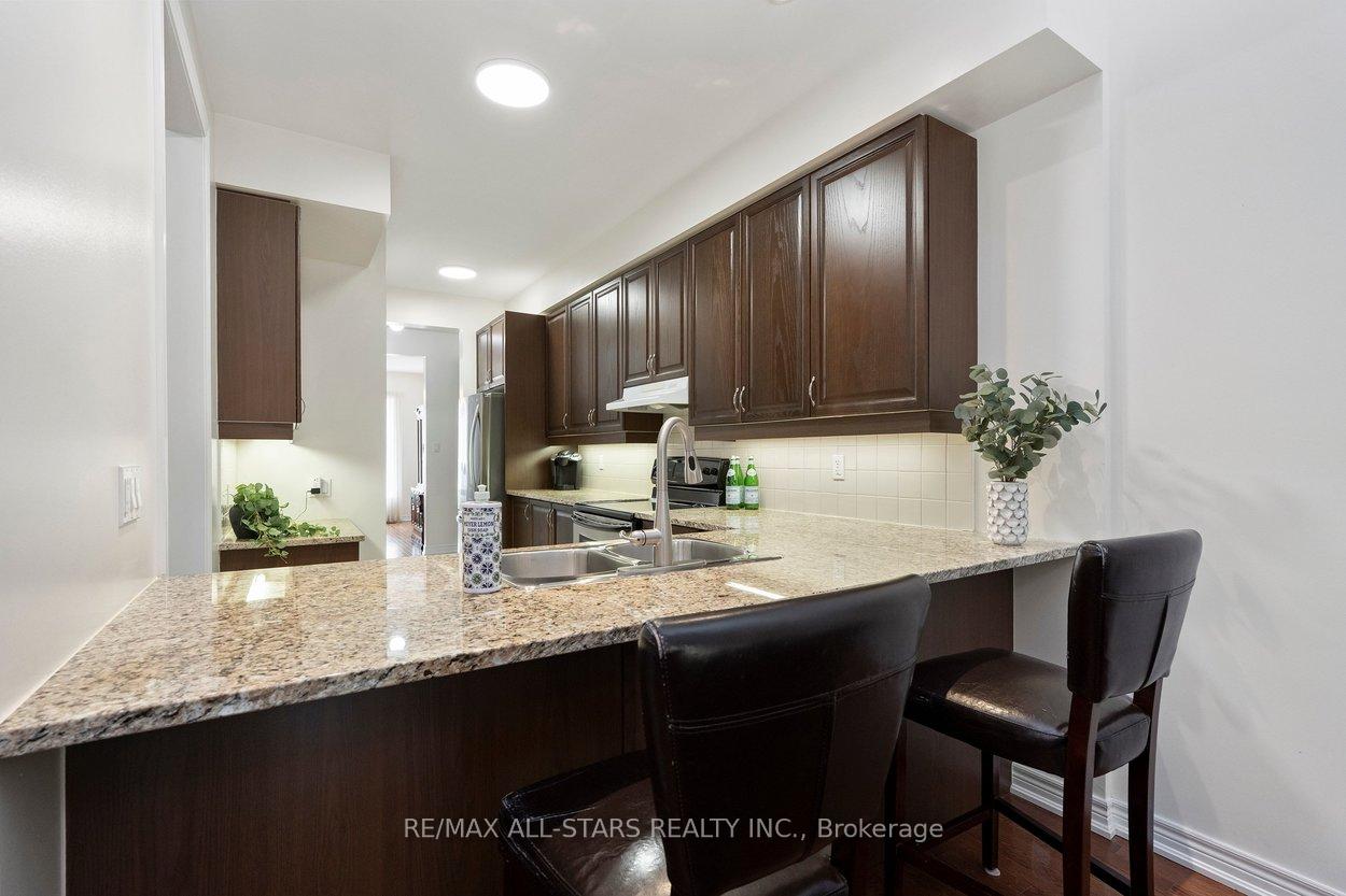 Photo 15 of 52 Oasis Way, Markham, Greensborough — HOMEH