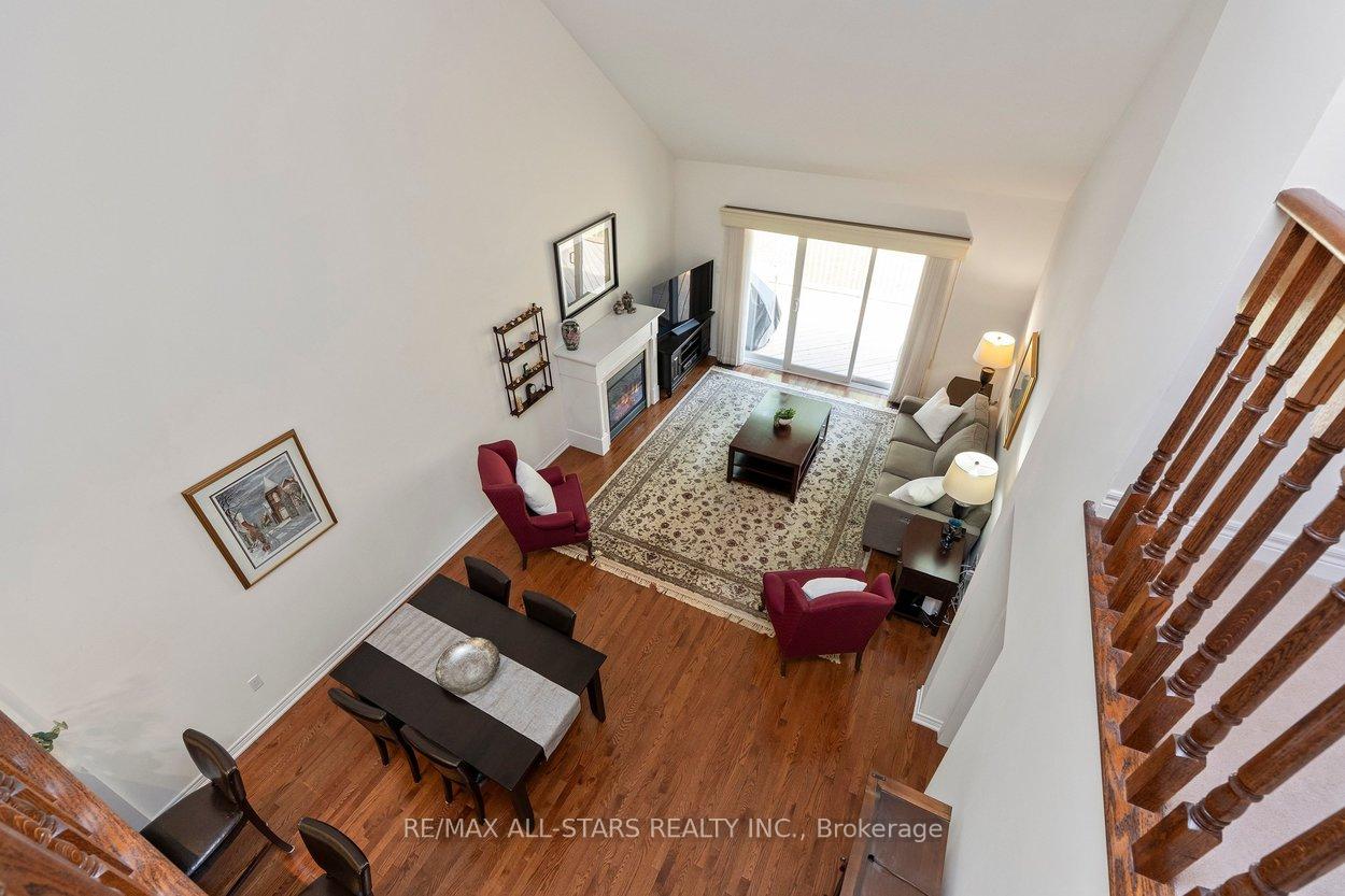 Photo 33 of 52 Oasis Way, Markham, Greensborough — HOMEH