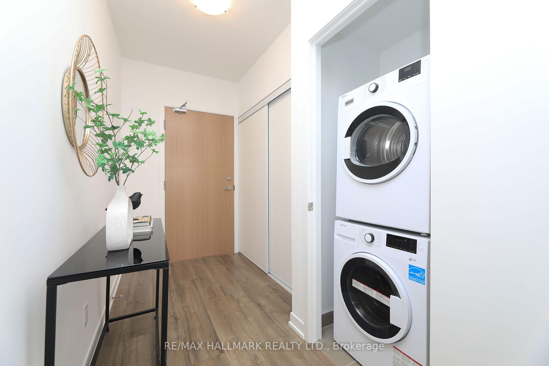 Photo 5 of Unit 1111, 1787 St. Clair Avenue W, Toronto, Weston-Pellam Park — HOMEH