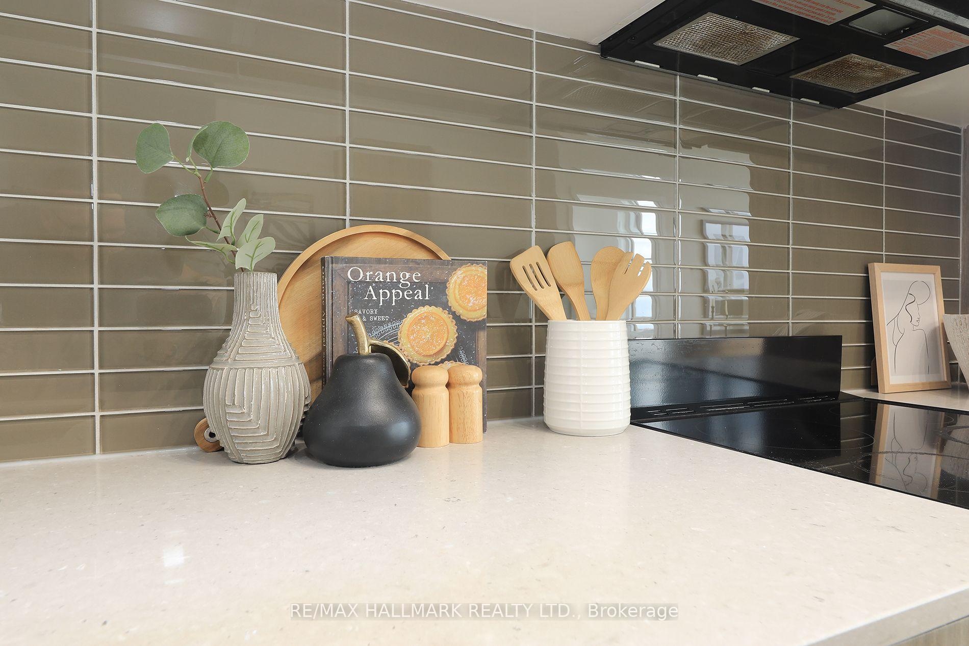 Photo 9 of Unit 1111, 1787 St. Clair Avenue W, Toronto, Weston-Pellam Park — HOMEH