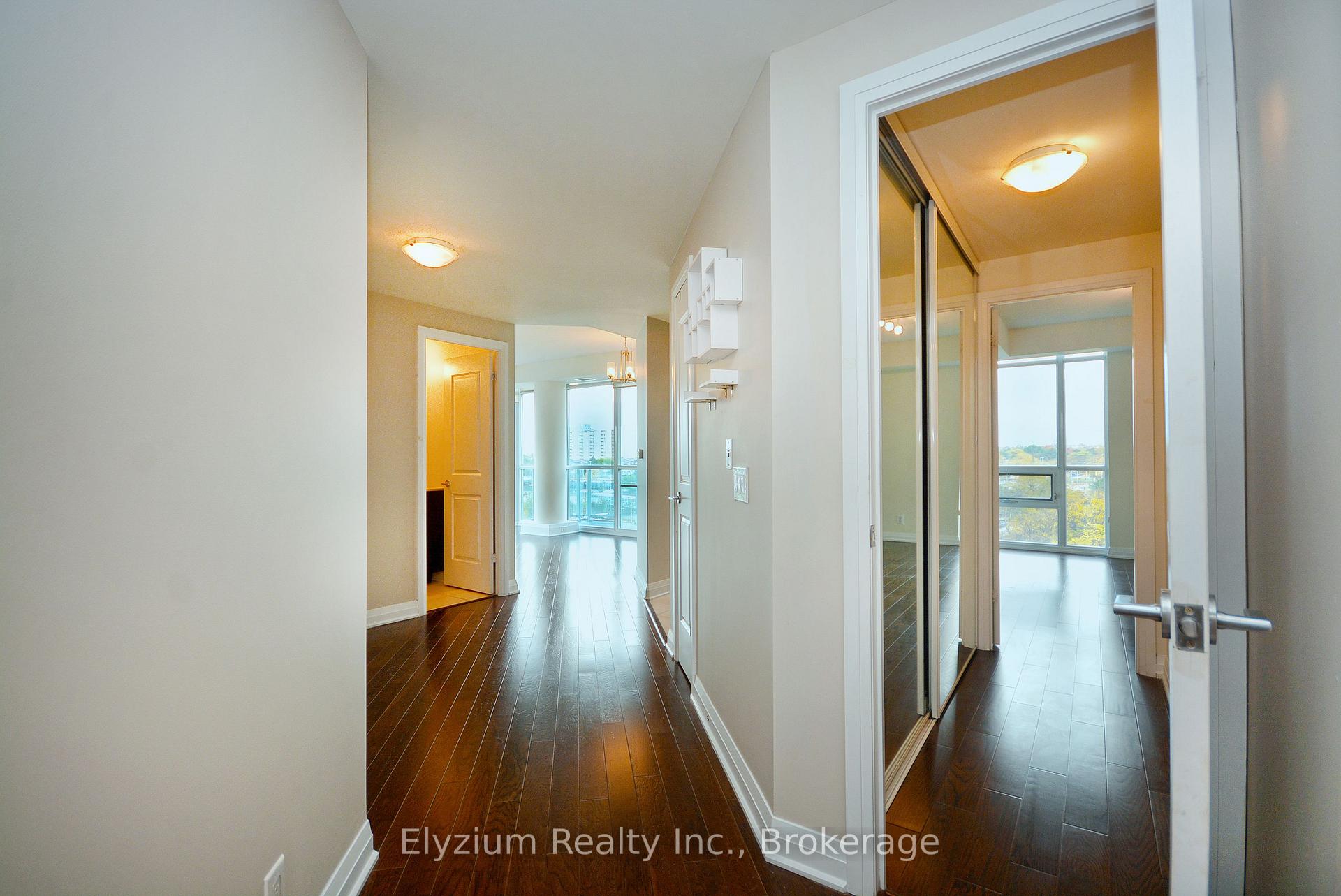 Photo 4 of Unit 603, 1055 Southdown Road, Mississauga, Clarkson — HOMEH