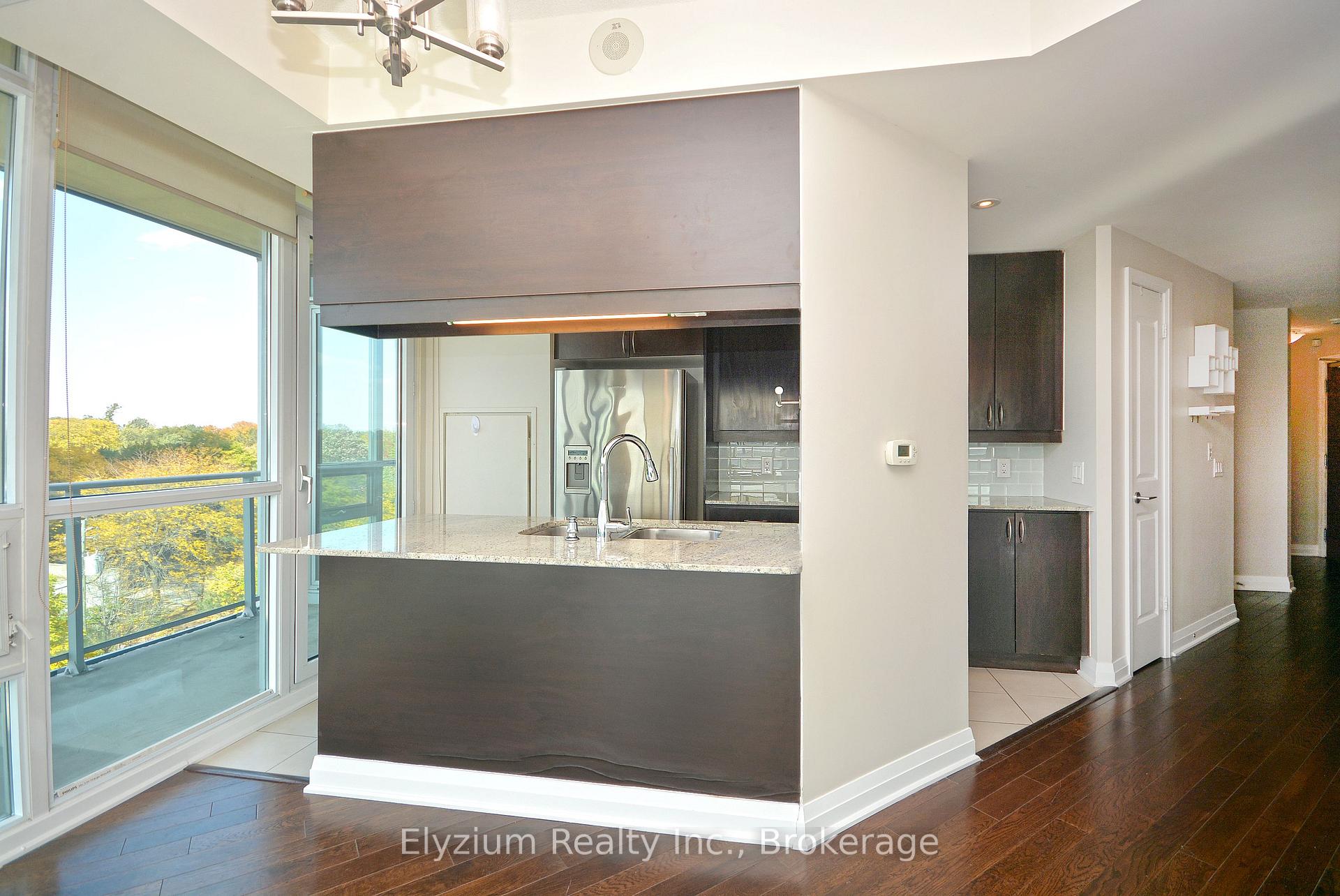 Photo 12 of Unit 603, 1055 Southdown Road, Mississauga, Clarkson — HOMEH