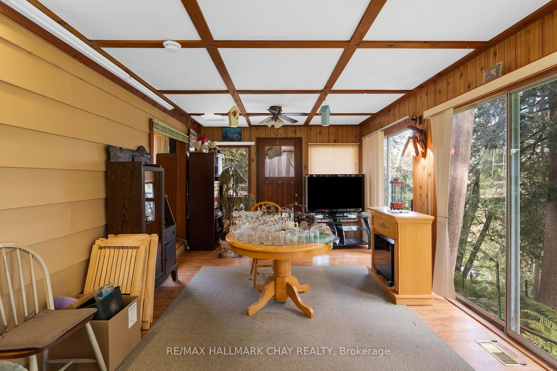 Photo 8 of 8051 County Road 9, Clearview, Creemore — HOMEH