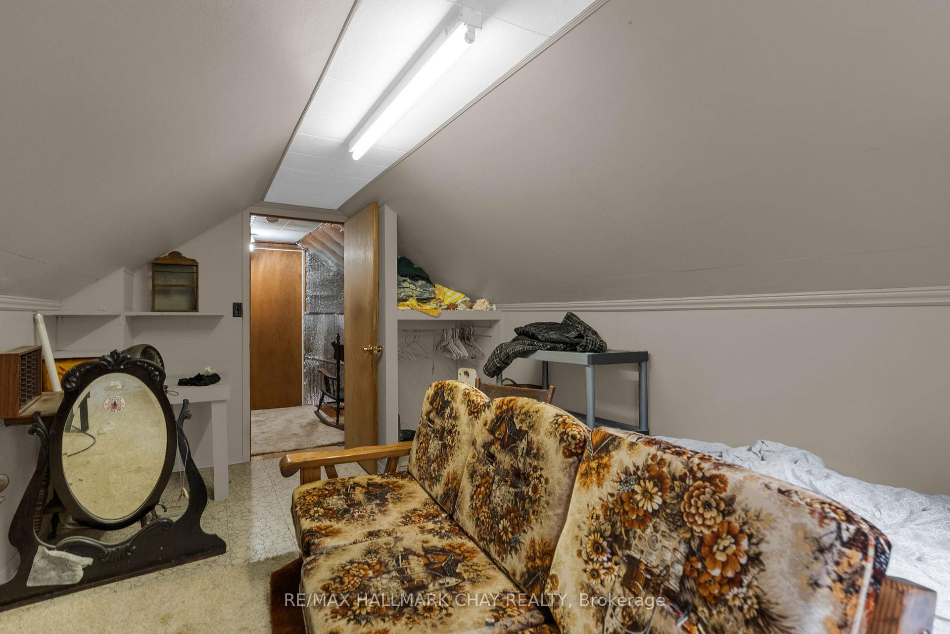 Photo 21 of 8051 County Road 9, Clearview, Creemore — HOMEH