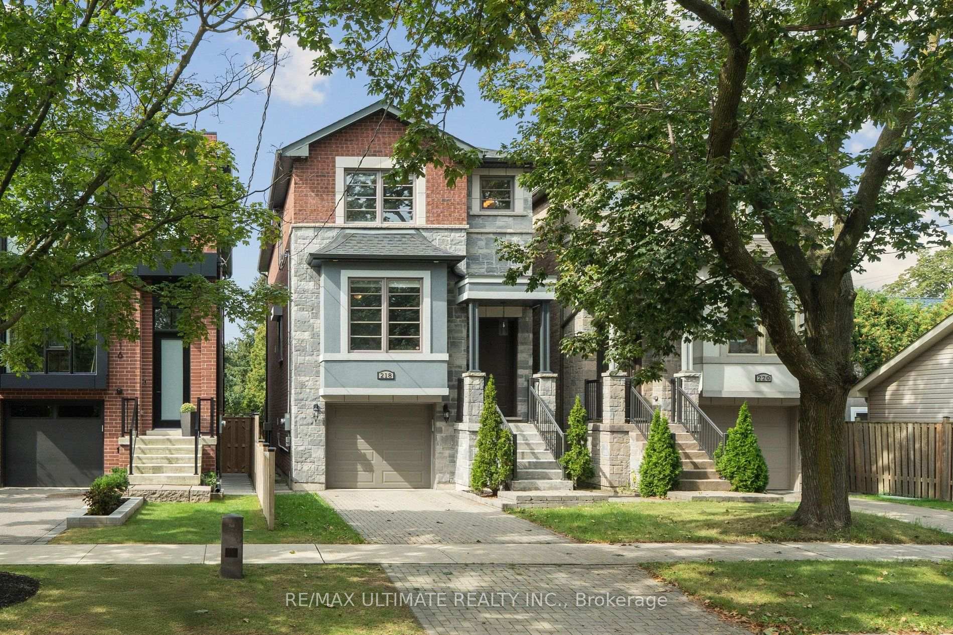 Photo 1 of 218 Delta Street, Etobicoke, Alderwood — HOMEH