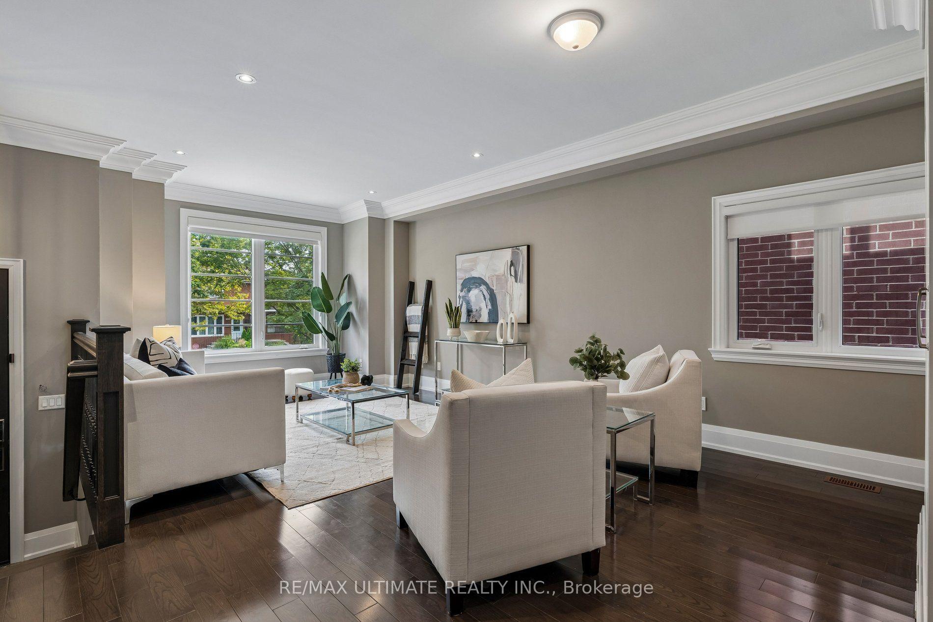 Photo 7 of 218 Delta Street, Etobicoke, Alderwood — HOMEH