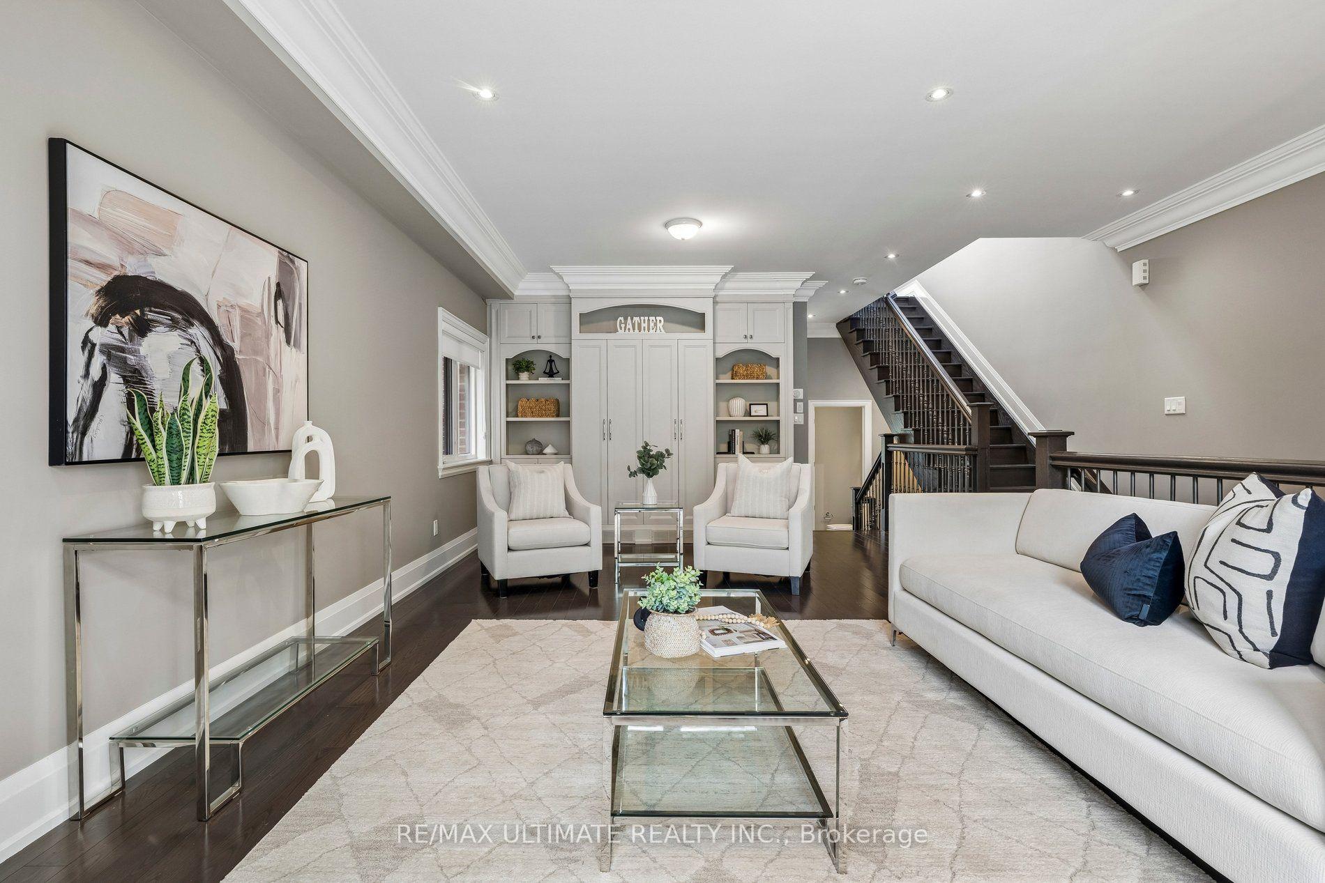 Photo 9 of 218 Delta Street, Etobicoke, Alderwood — HOMEH