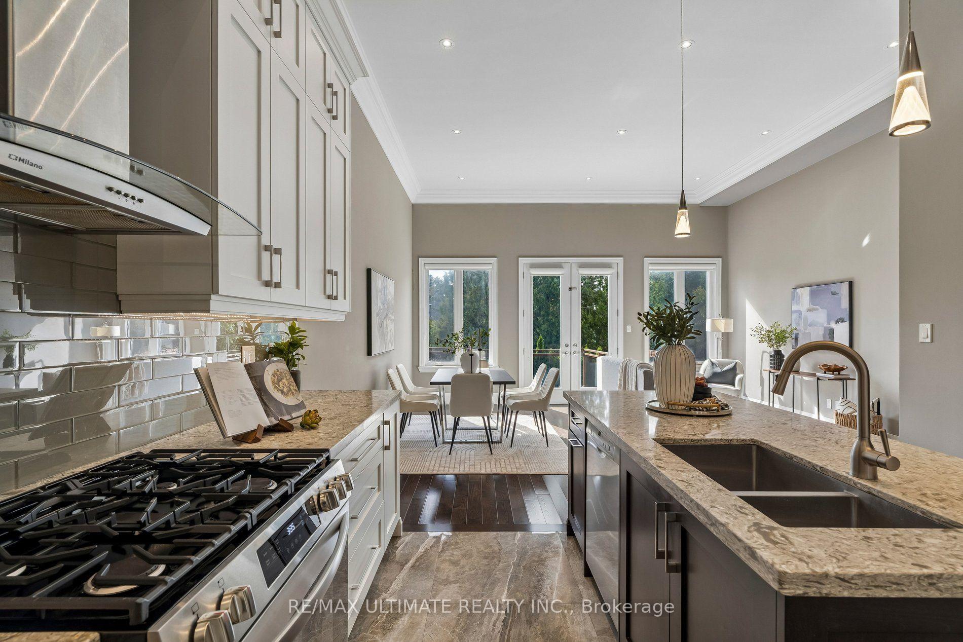 Photo 21 of 218 Delta Street, Etobicoke, Alderwood — HOMEH