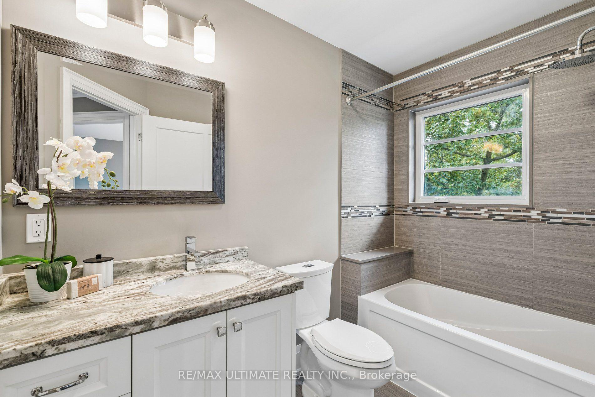 Photo 31 of 218 Delta Street, Etobicoke, Alderwood — HOMEH
