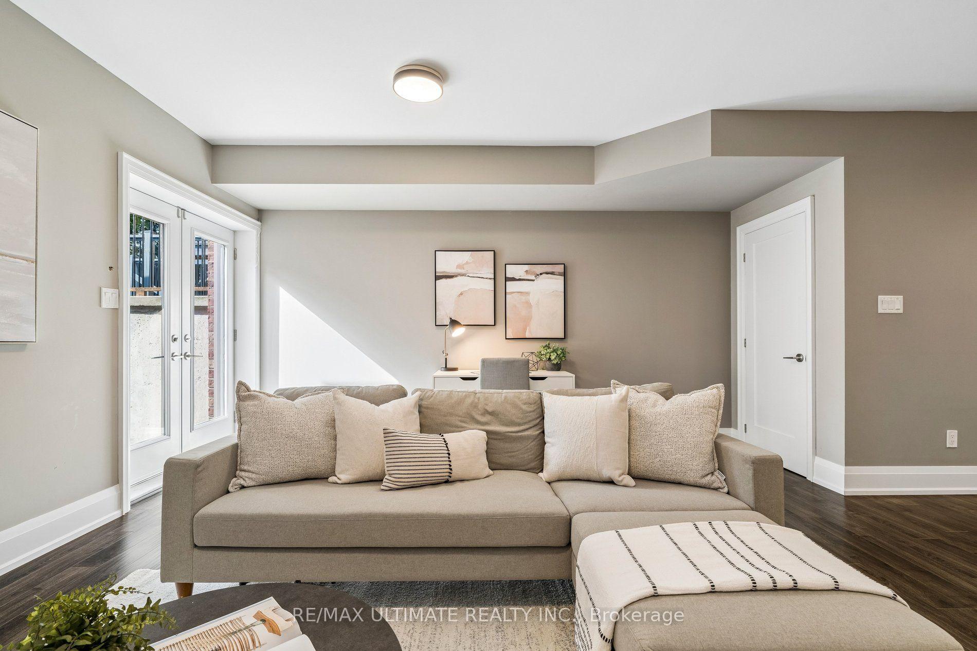 Photo 43 of 218 Delta Street, Etobicoke, Alderwood — HOMEH