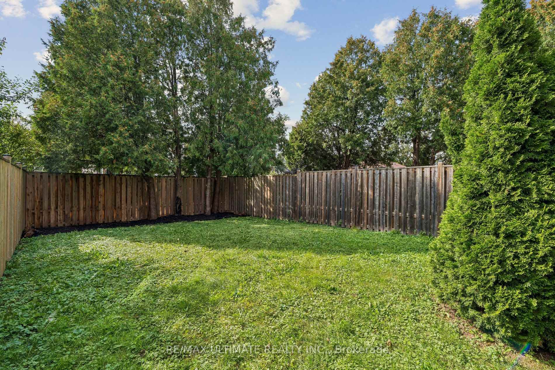Photo 49 of 218 Delta Street, Etobicoke, Alderwood — HOMEH