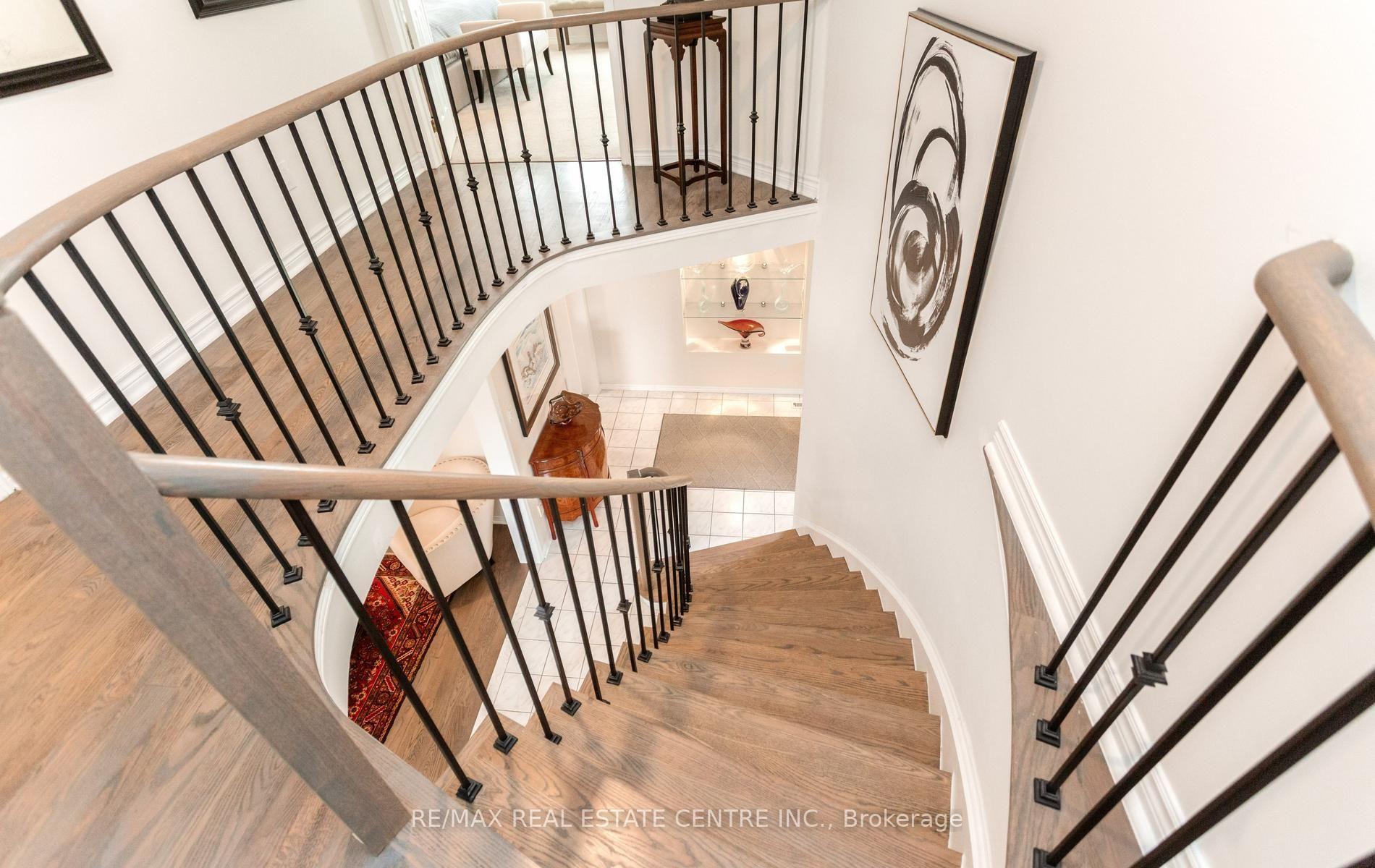 Photo 17 of 40 Hepburn Crescent N, Halton Hills, Georgetown — HOMEH