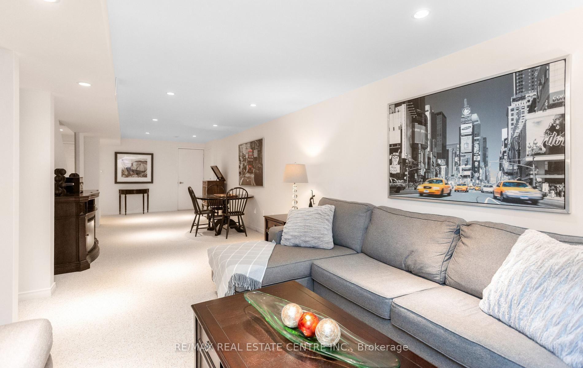Photo 36 of 40 Hepburn Crescent N, Halton Hills, Georgetown — HOMEH