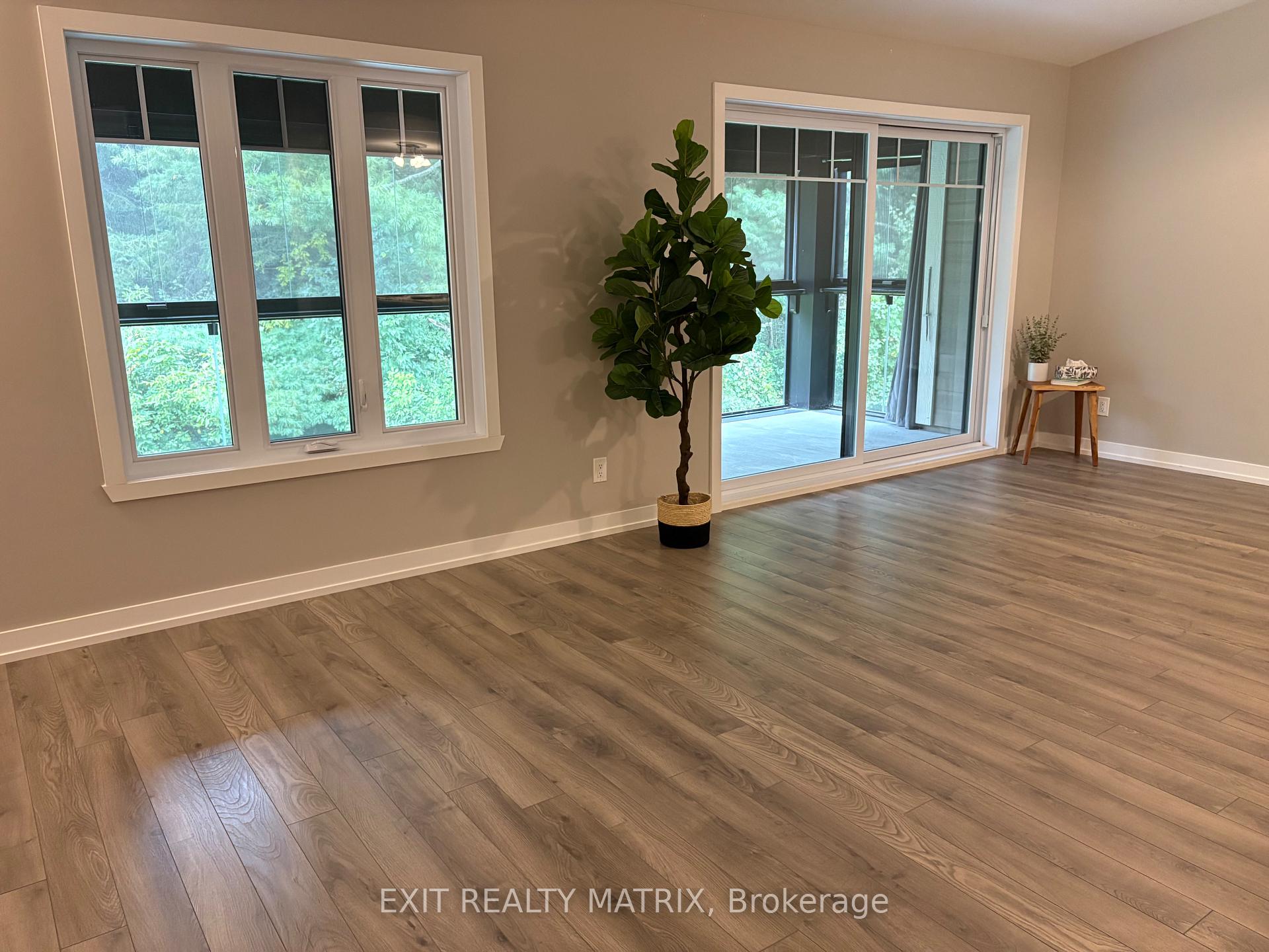 Photo 4 of Unit 207, 83 St Moritz Trail, Russell, Embrun — HOMEH