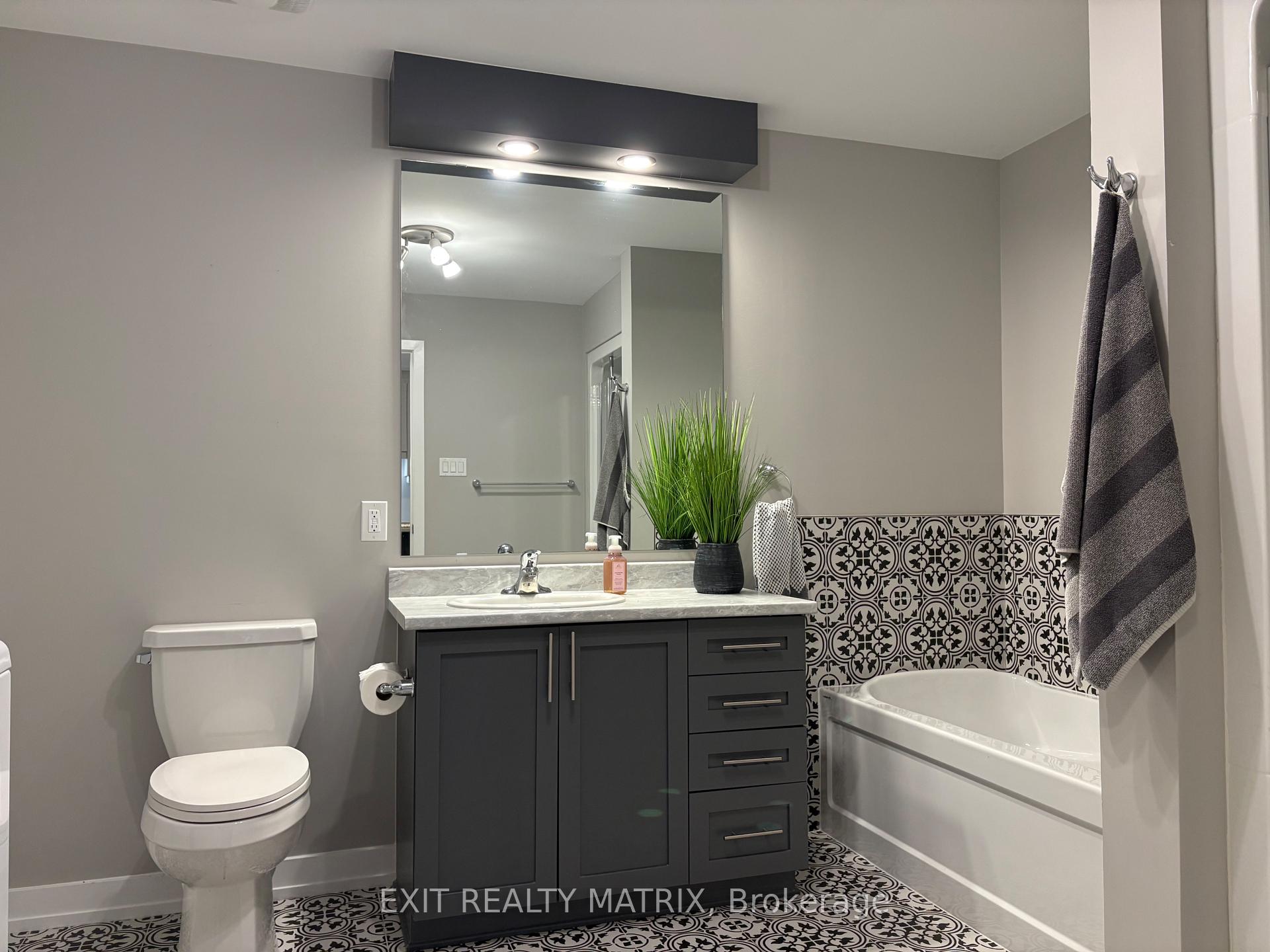 Photo 9 of Unit 207, 83 St Moritz Trail, Russell, Embrun — HOMEH
