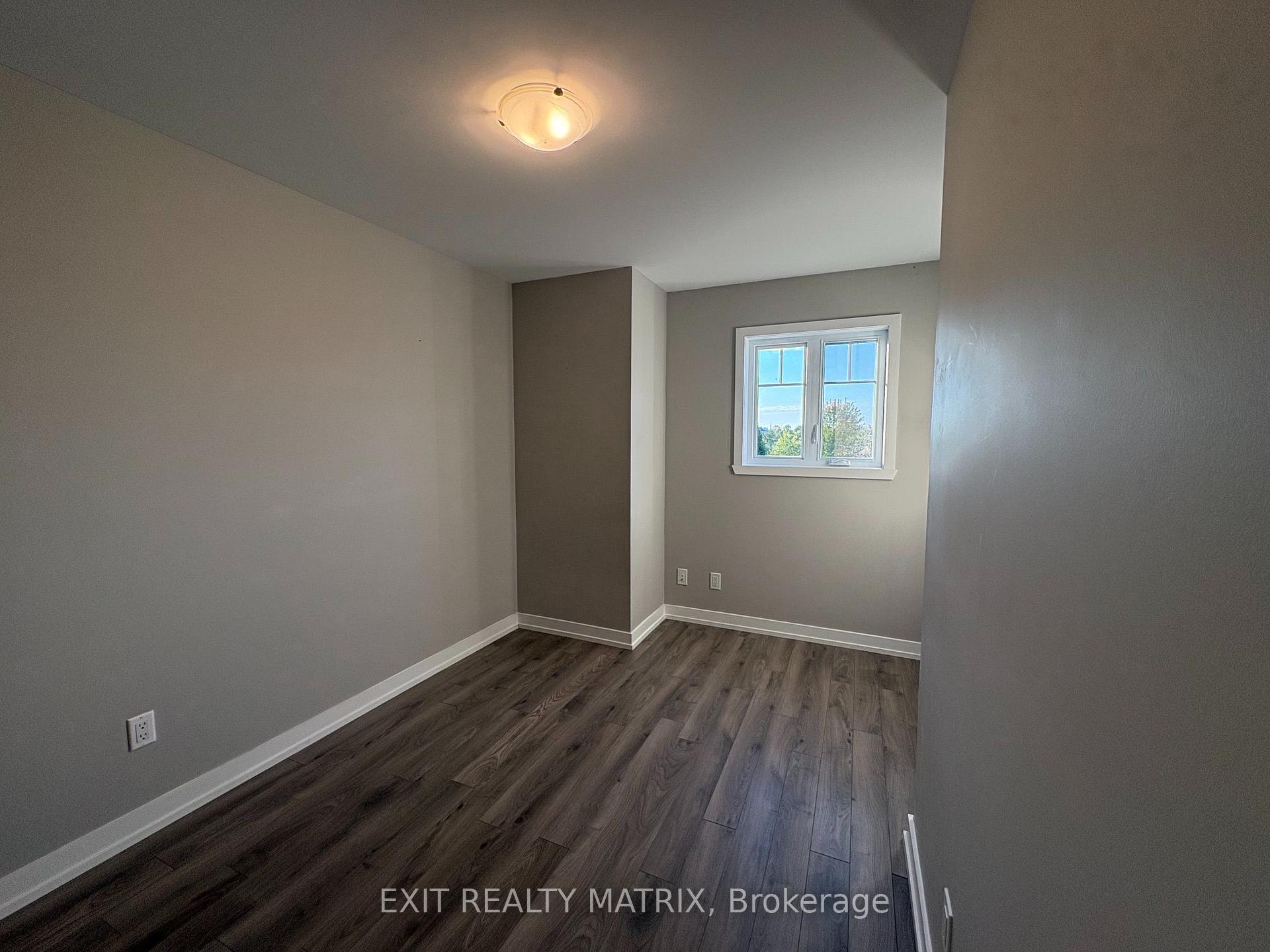 Photo 15 of Unit 207, 83 St Moritz Trail, Russell, Embrun — HOMEH