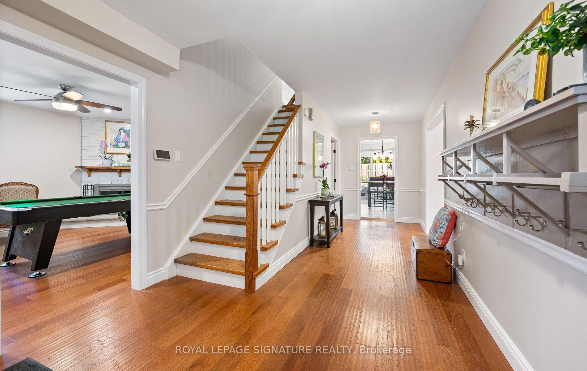 Photo 4 of 42 Shieldmark Crescent, Markham, Royal Orchard — HOMEH
