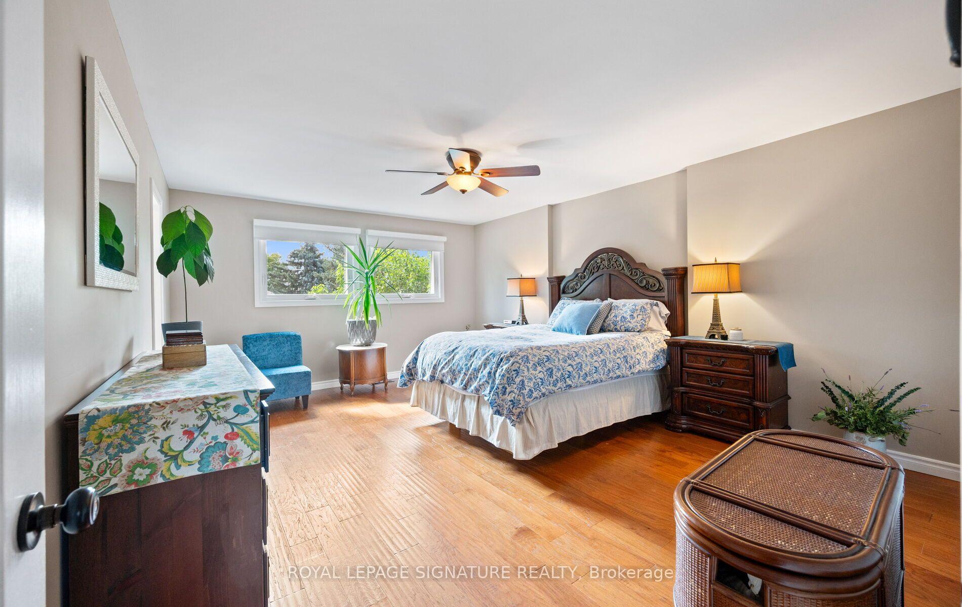 Photo 18 of 42 Shieldmark Crescent, Markham, Royal Orchard — HOMEH