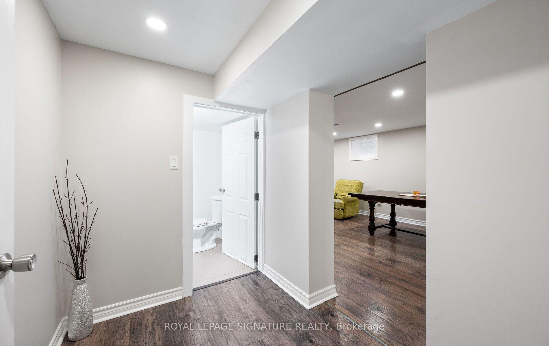 Photo 29 of 42 Shieldmark Crescent, Markham, Royal Orchard — HOMEH