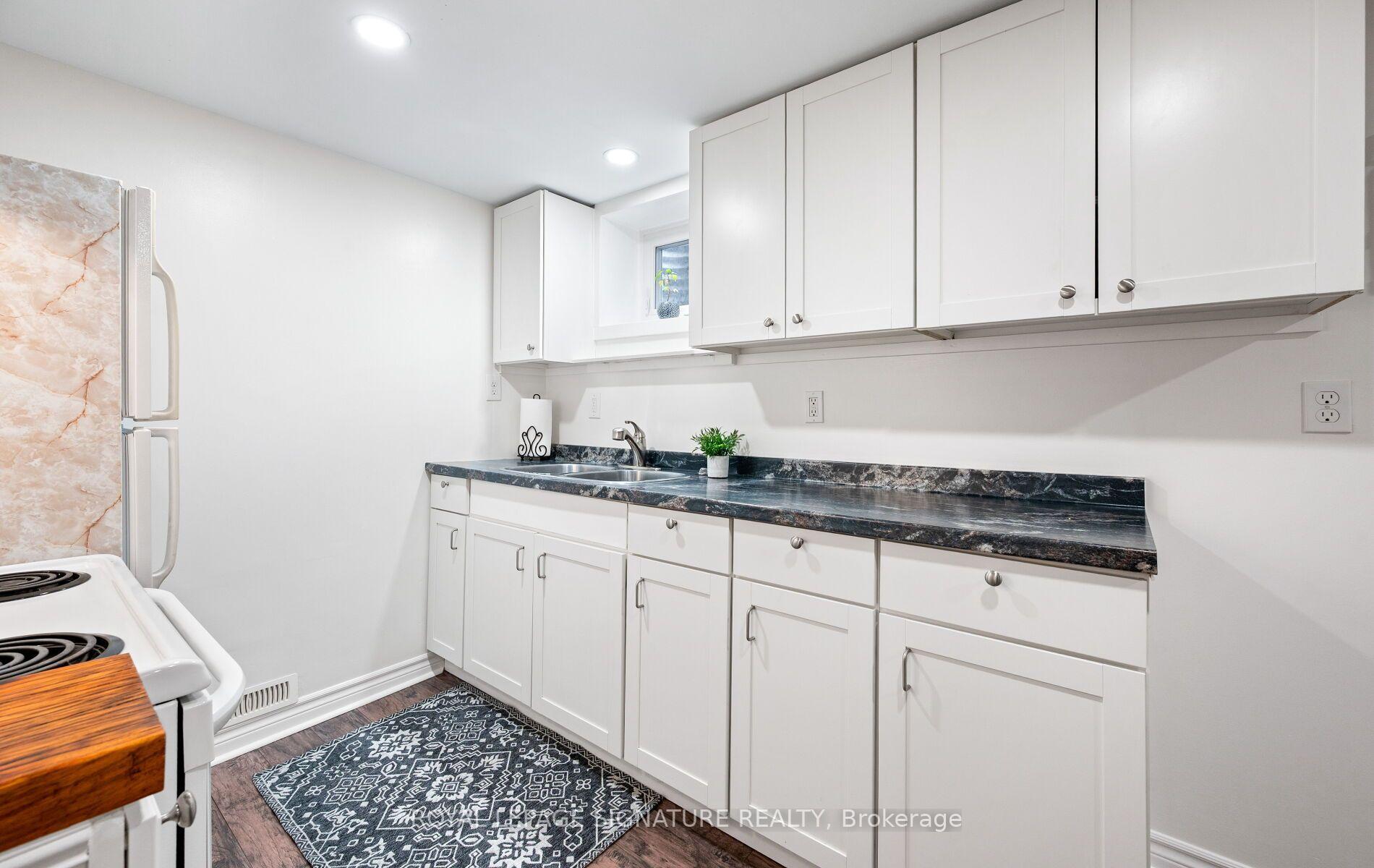 Photo 34 of 42 Shieldmark Crescent, Markham, Royal Orchard — HOMEH