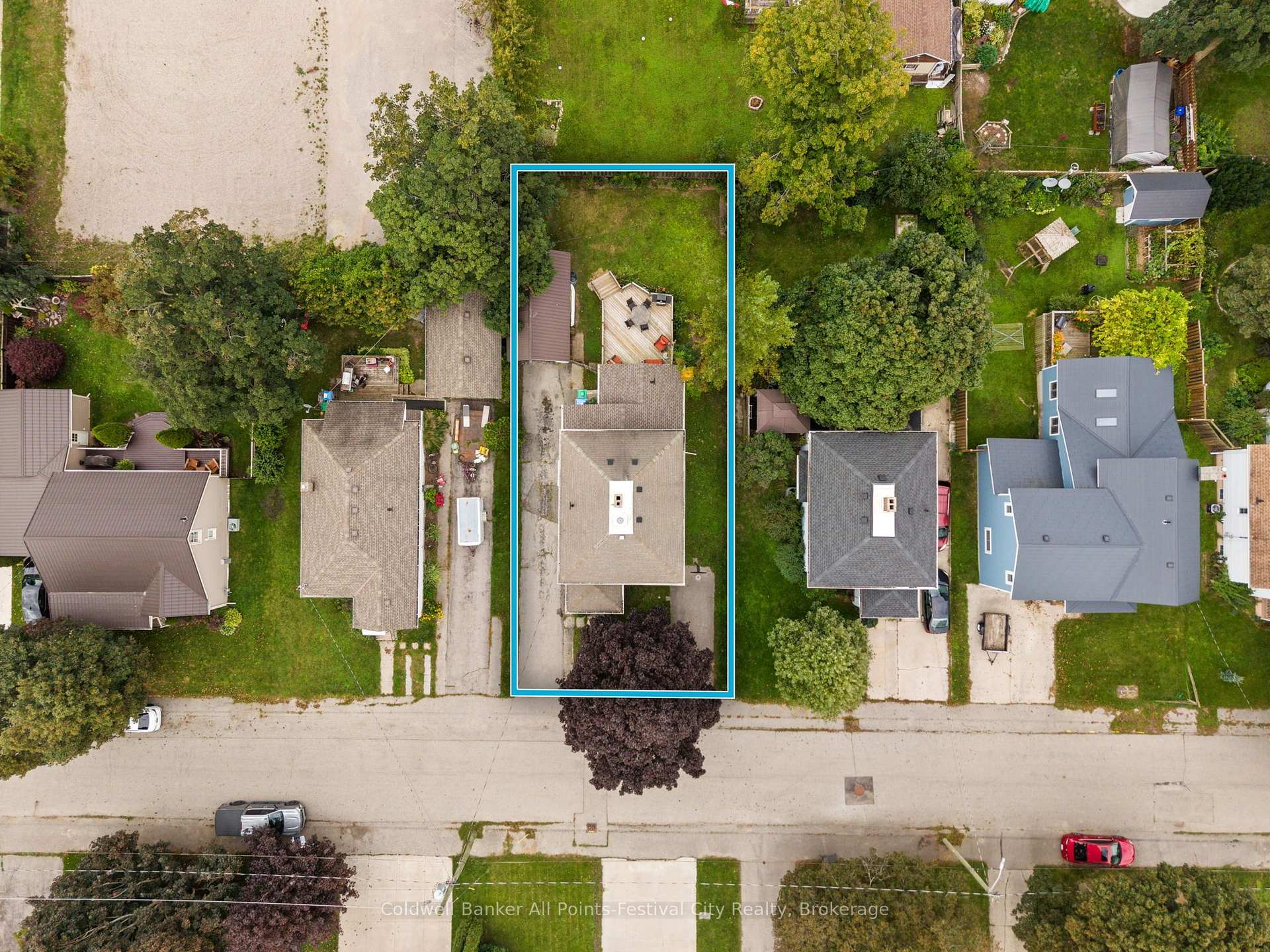 Photo 2 of 163 Brock Street, Goderich, Goderich (Town) — HOMEH