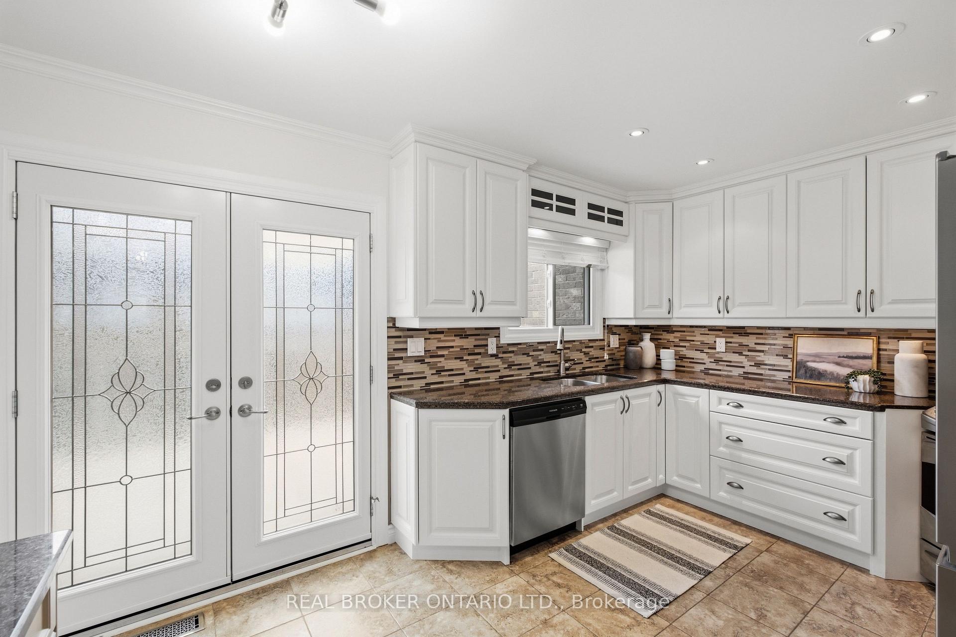 Photo 10 of 1249 Thorpe Road, Burlington, Brant — HOMEH
