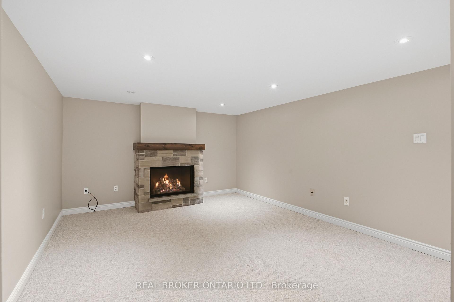 Photo 21 of 1249 Thorpe Road, Burlington, Brant — HOMEH