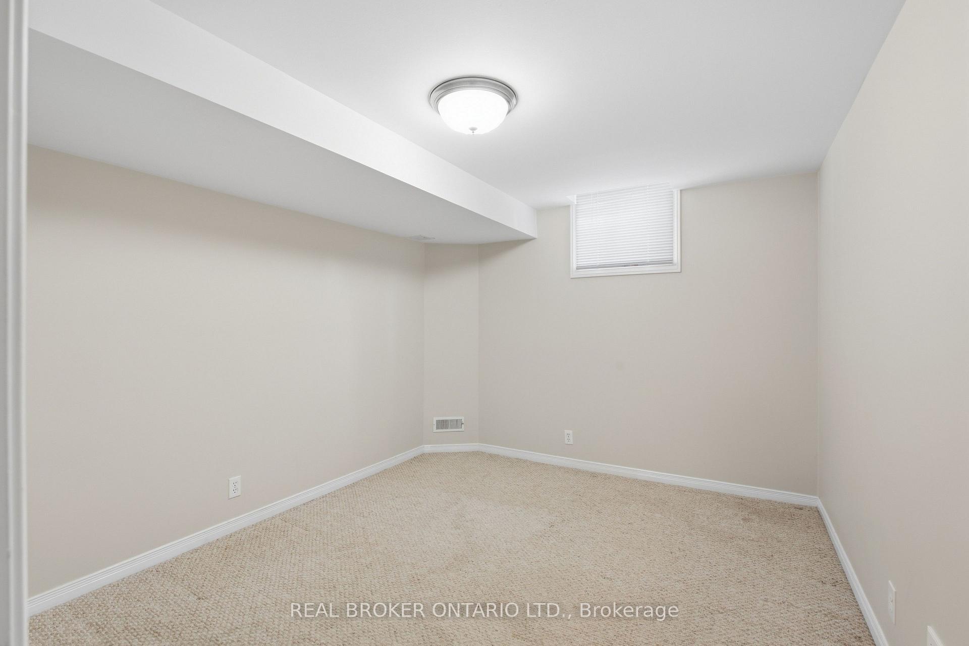 Photo 23 of 1249 Thorpe Road, Burlington, Brant — HOMEH