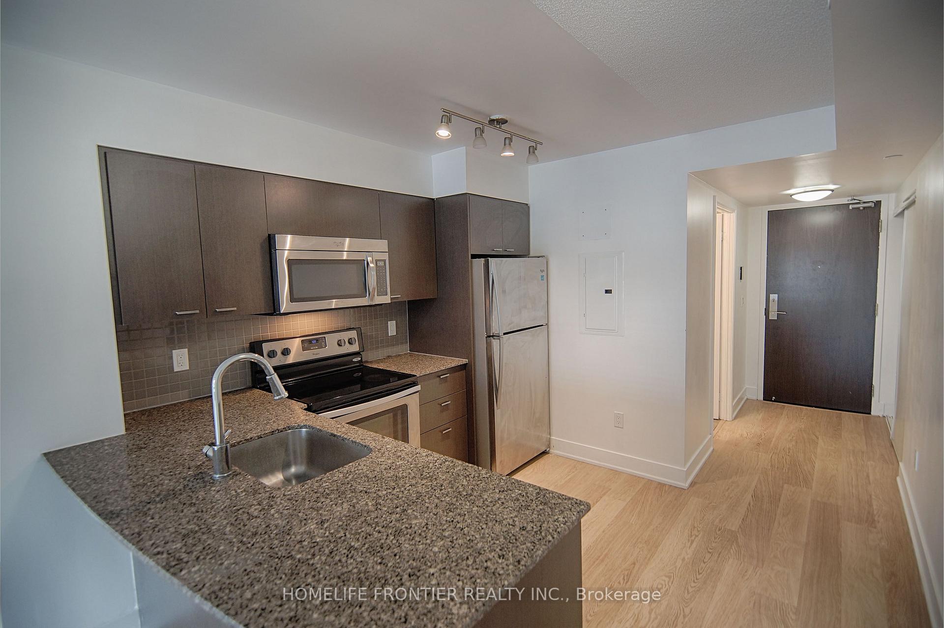 Photo 4 of Unit 904, 88 Sheppard Avenue E, North York, Willowdale East — HOMEH