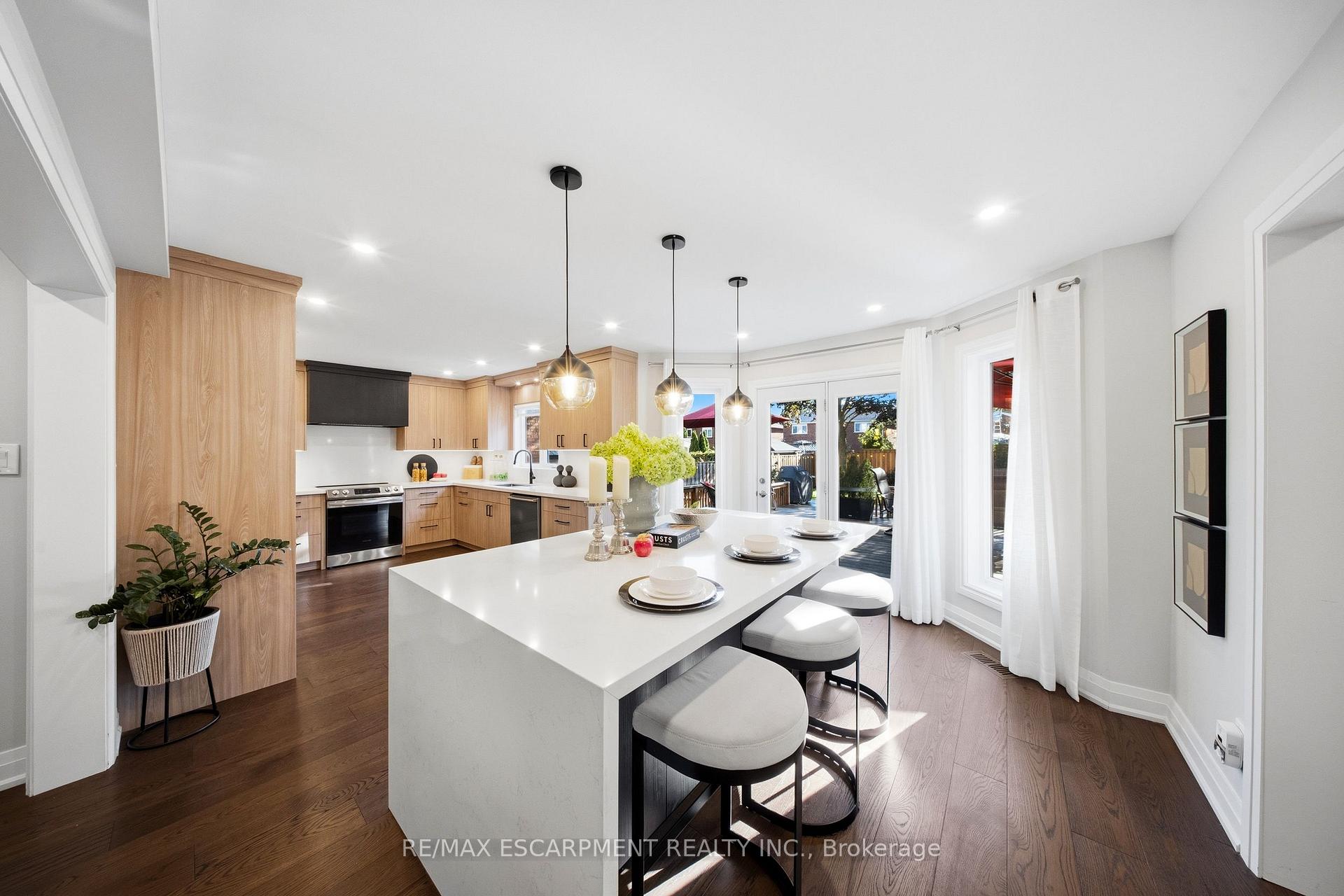 Photo 11 of 3440 Marmac Crescent, Mississauga, Erin Mills — HOMEH