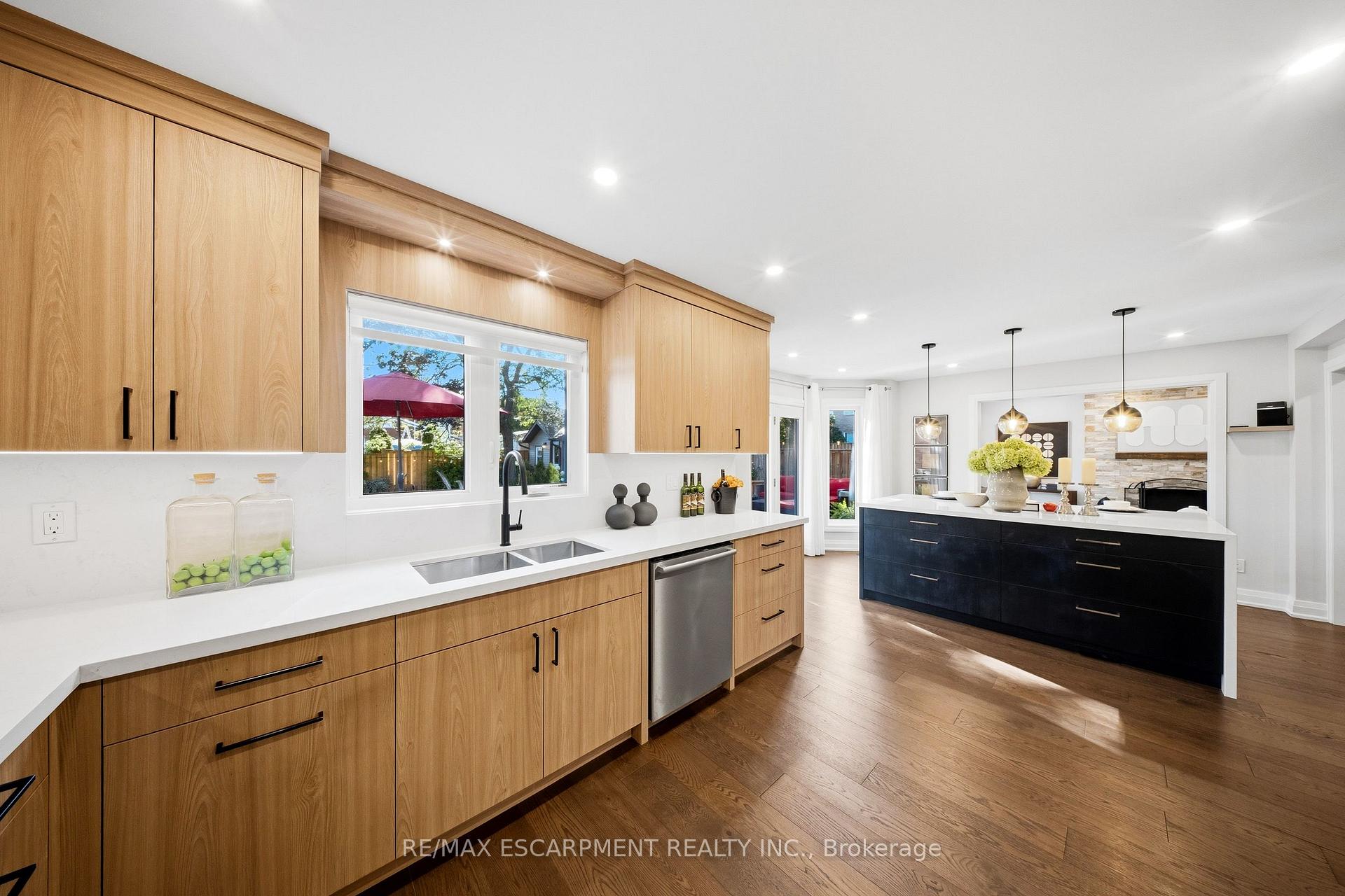 Photo 14 of 3440 Marmac Crescent, Mississauga, Erin Mills — HOMEH