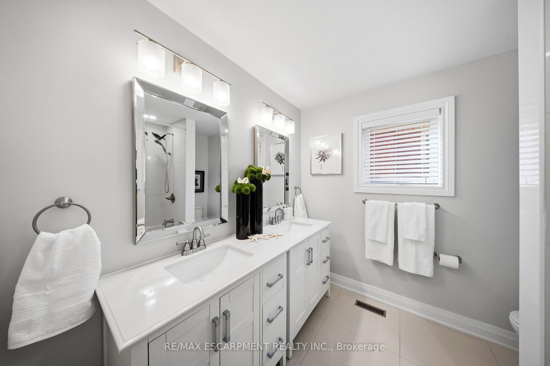 Photo 24 of 3440 Marmac Crescent, Mississauga, Erin Mills — HOMEH