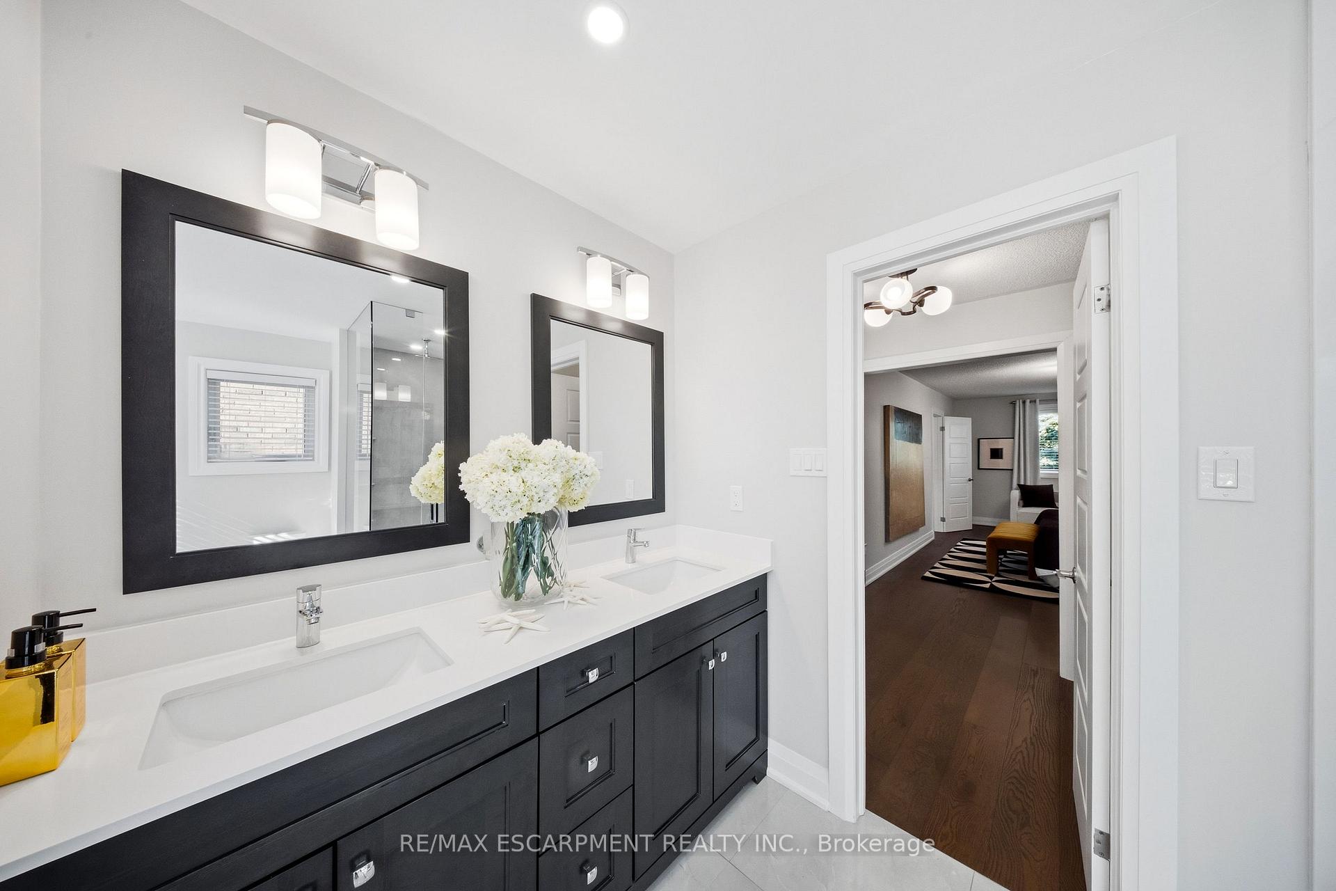 Photo 29 of 3440 Marmac Crescent, Mississauga, Erin Mills — HOMEH