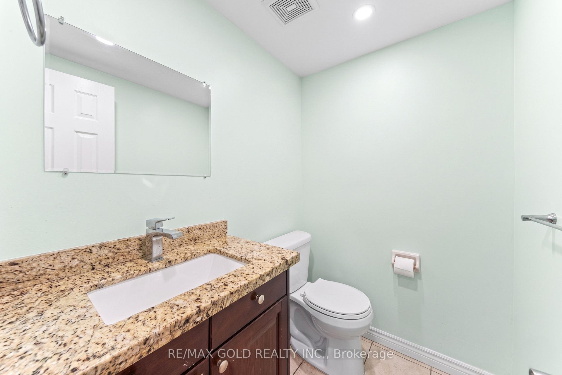 Photo 15 of 31 Ravenscliffe Court, Brampton, Northwood Park — HOMEH