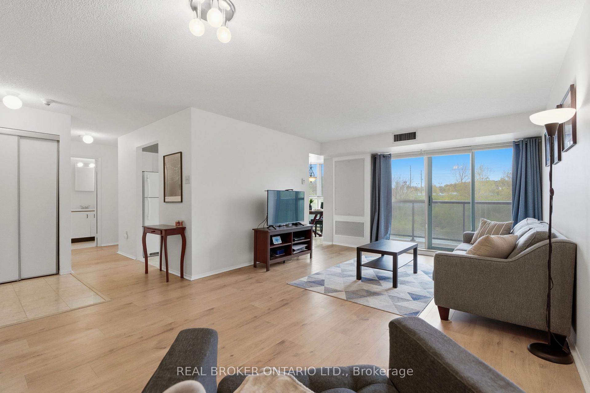 Photo 20 of Unit 215, 30 Blue Springs Drive, Waterloo, Colonial Acres — HOMEH