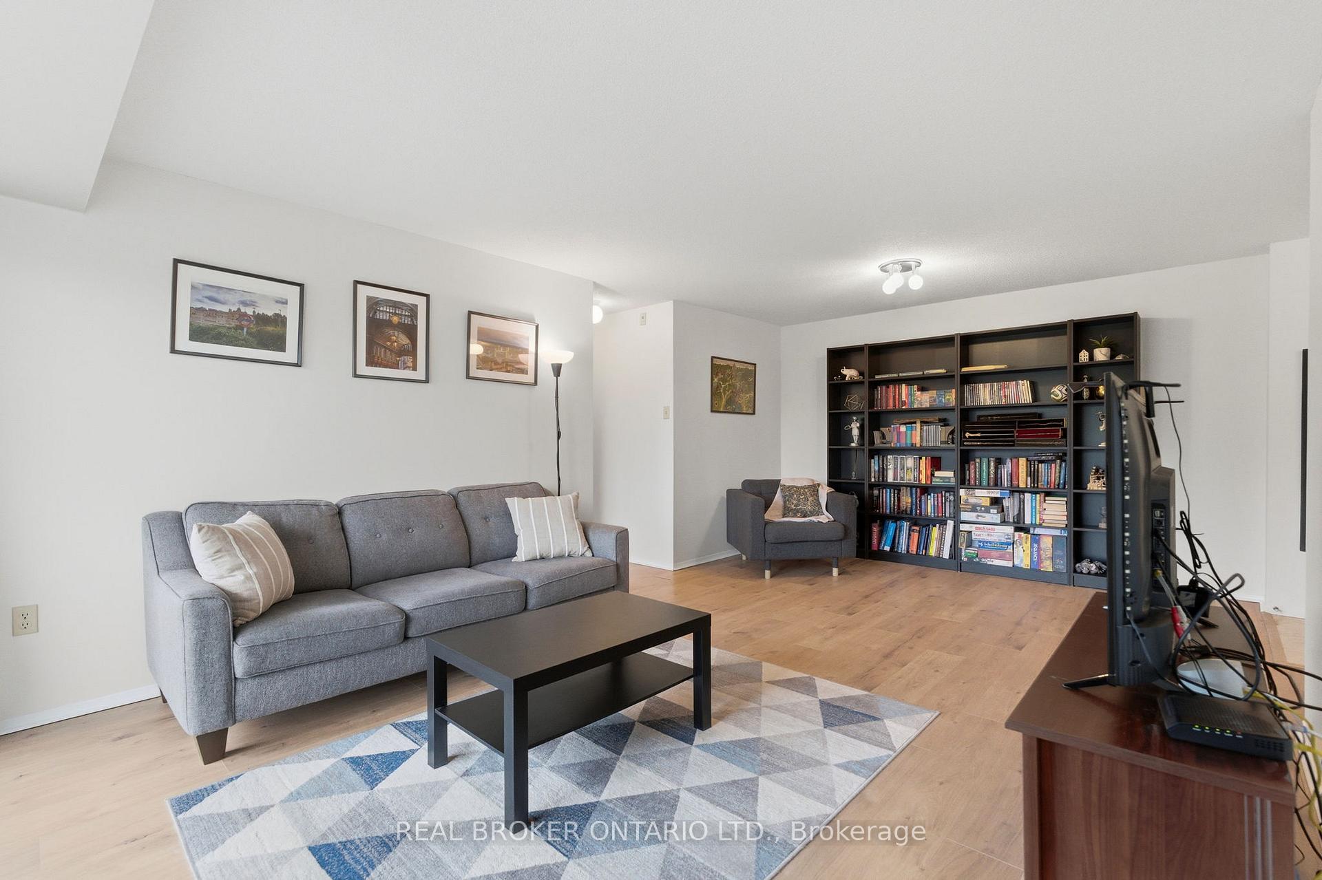 Photo 21 of Unit 215, 30 Blue Springs Drive, Waterloo, Colonial Acres — HOMEH