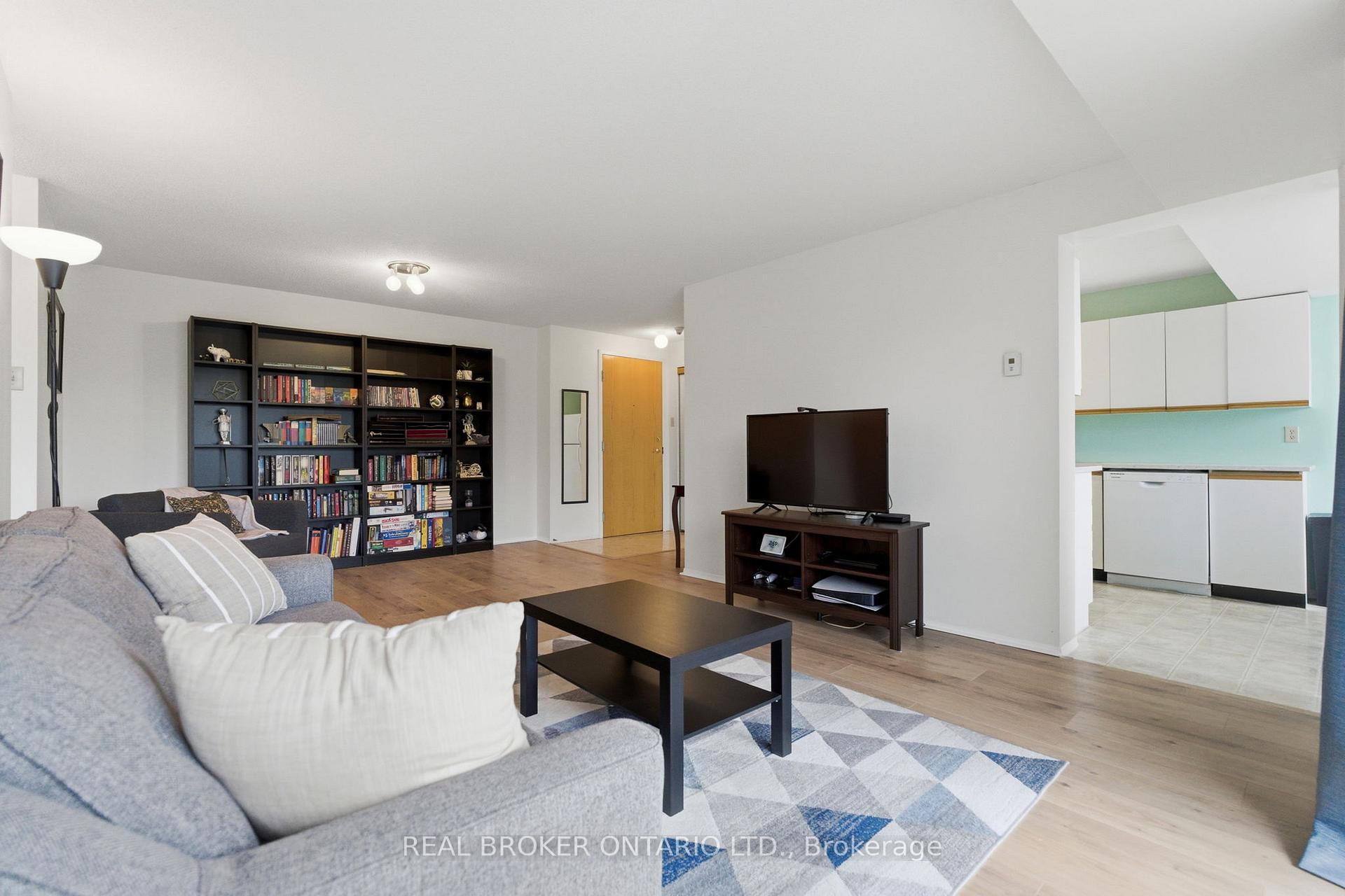Photo 22 of Unit 215, 30 Blue Springs Drive, Waterloo, Colonial Acres — HOMEH
