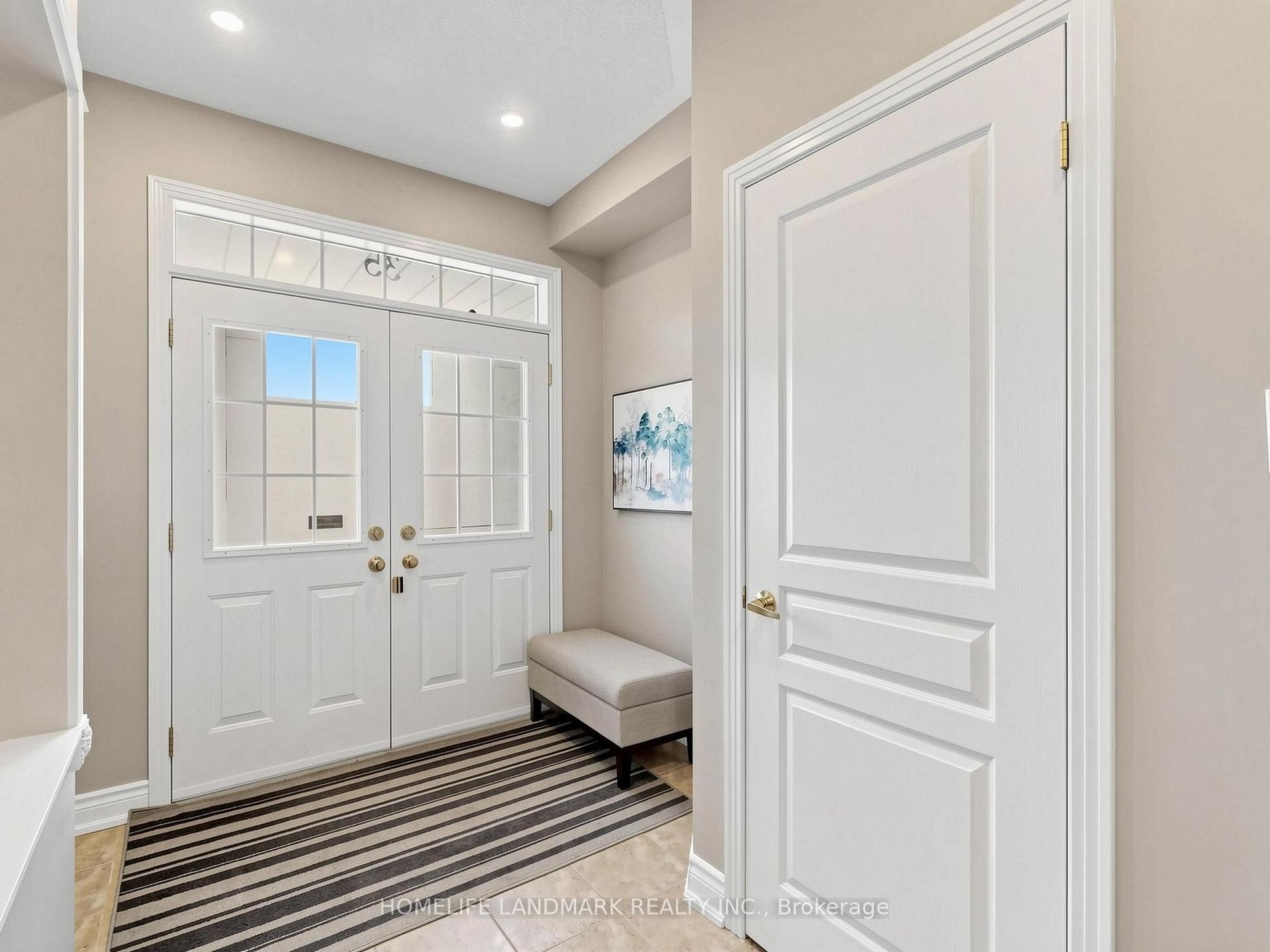 Photo 3 of 35 Sanderson Road, Markham, Cachet — HOMEH