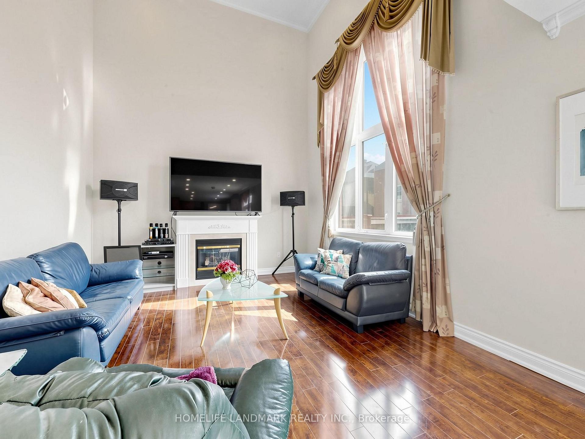 Photo 8 of 35 Sanderson Road, Markham, Cachet — HOMEH
