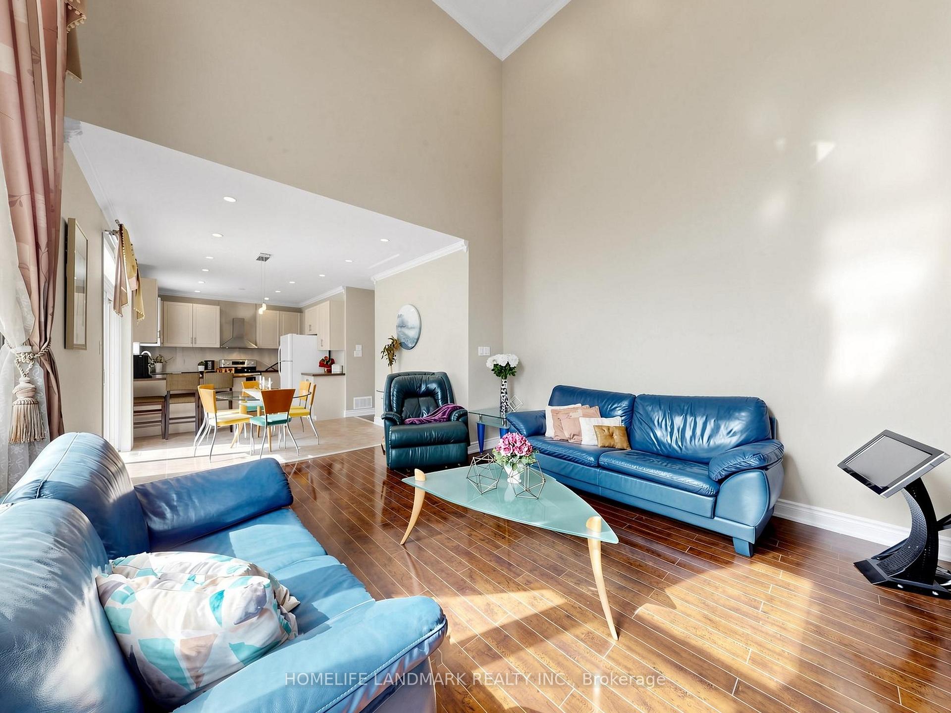 Photo 9 of 35 Sanderson Road, Markham, Cachet — HOMEH