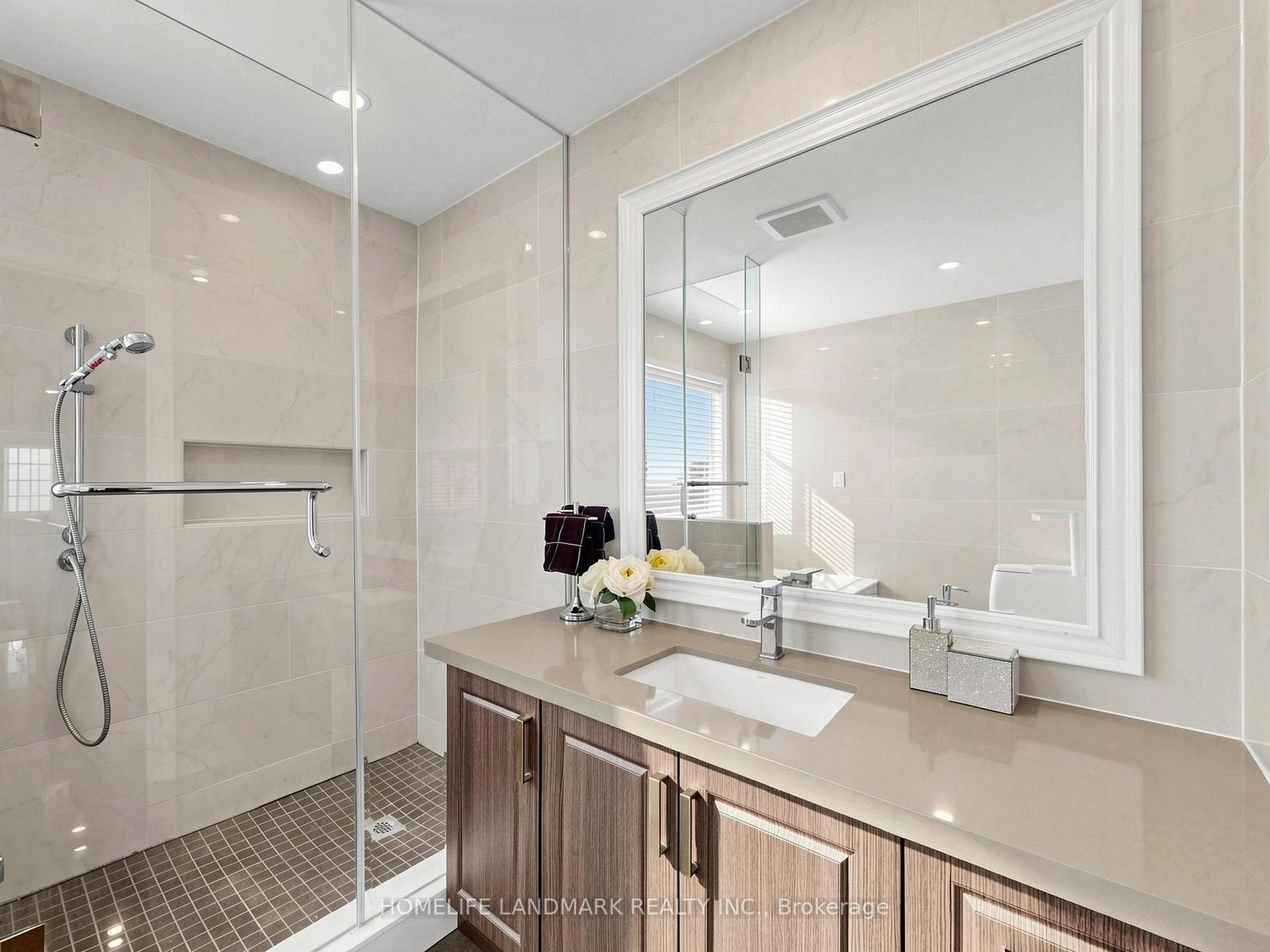 Photo 22 of 35 Sanderson Road, Markham, Cachet — HOMEH