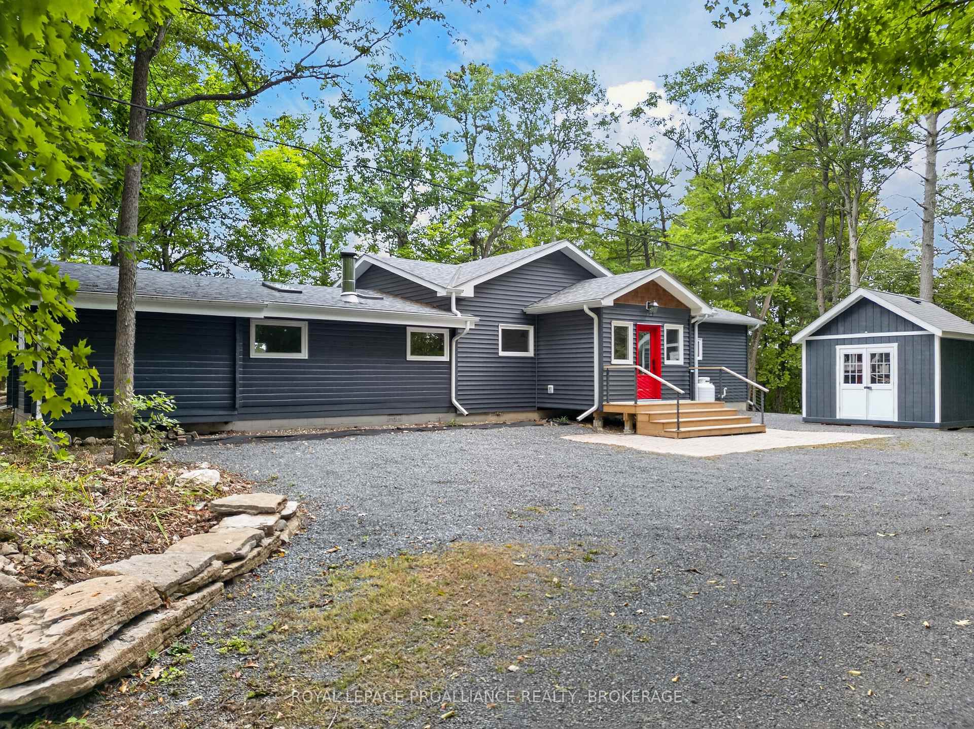 Photo 3 of 1167 Desert Point Lane, Frontenac, Frontenac South — HOMEH