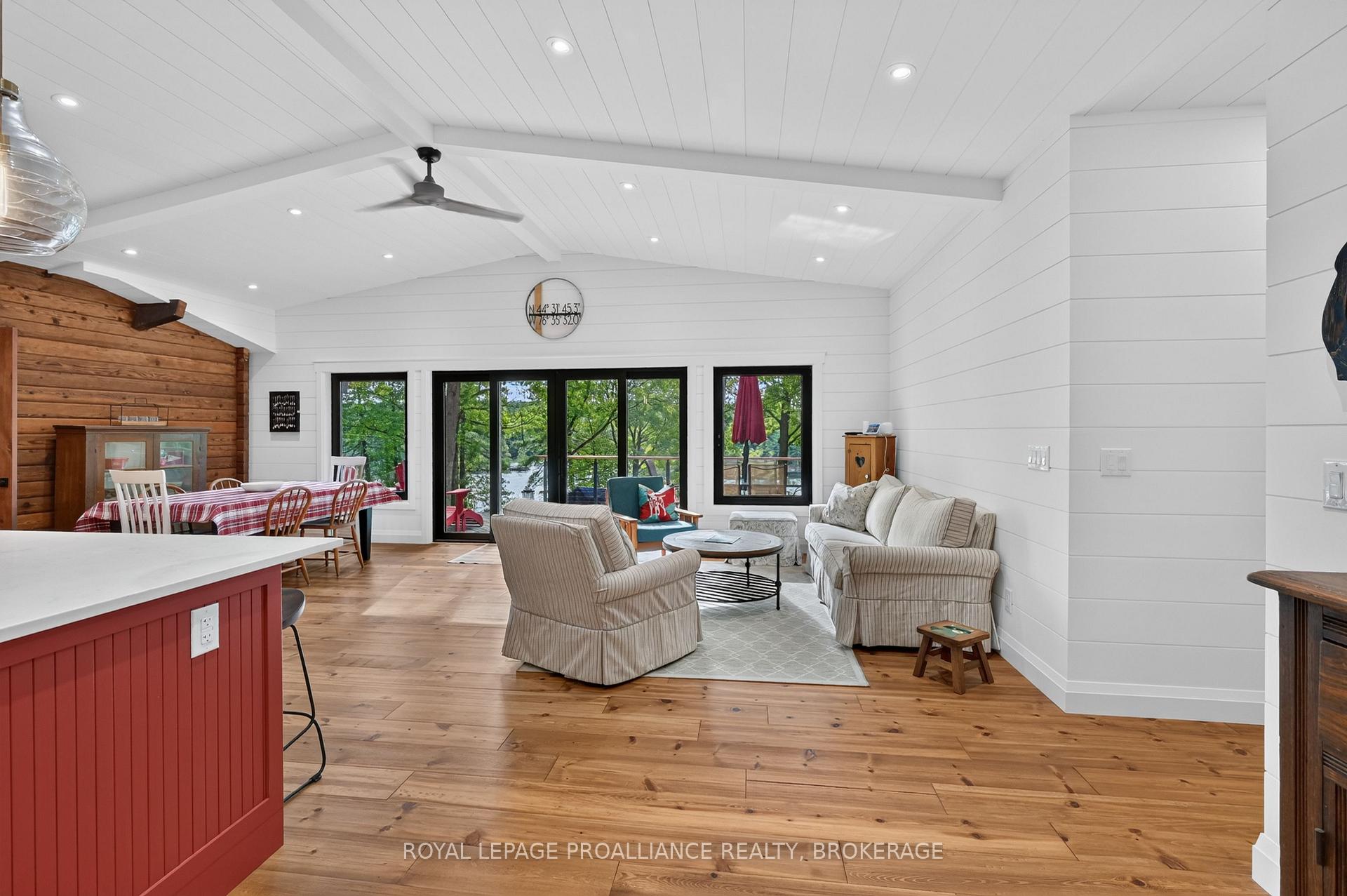 Photo 5 of 1167 Desert Point Lane, Frontenac, Frontenac South — HOMEH