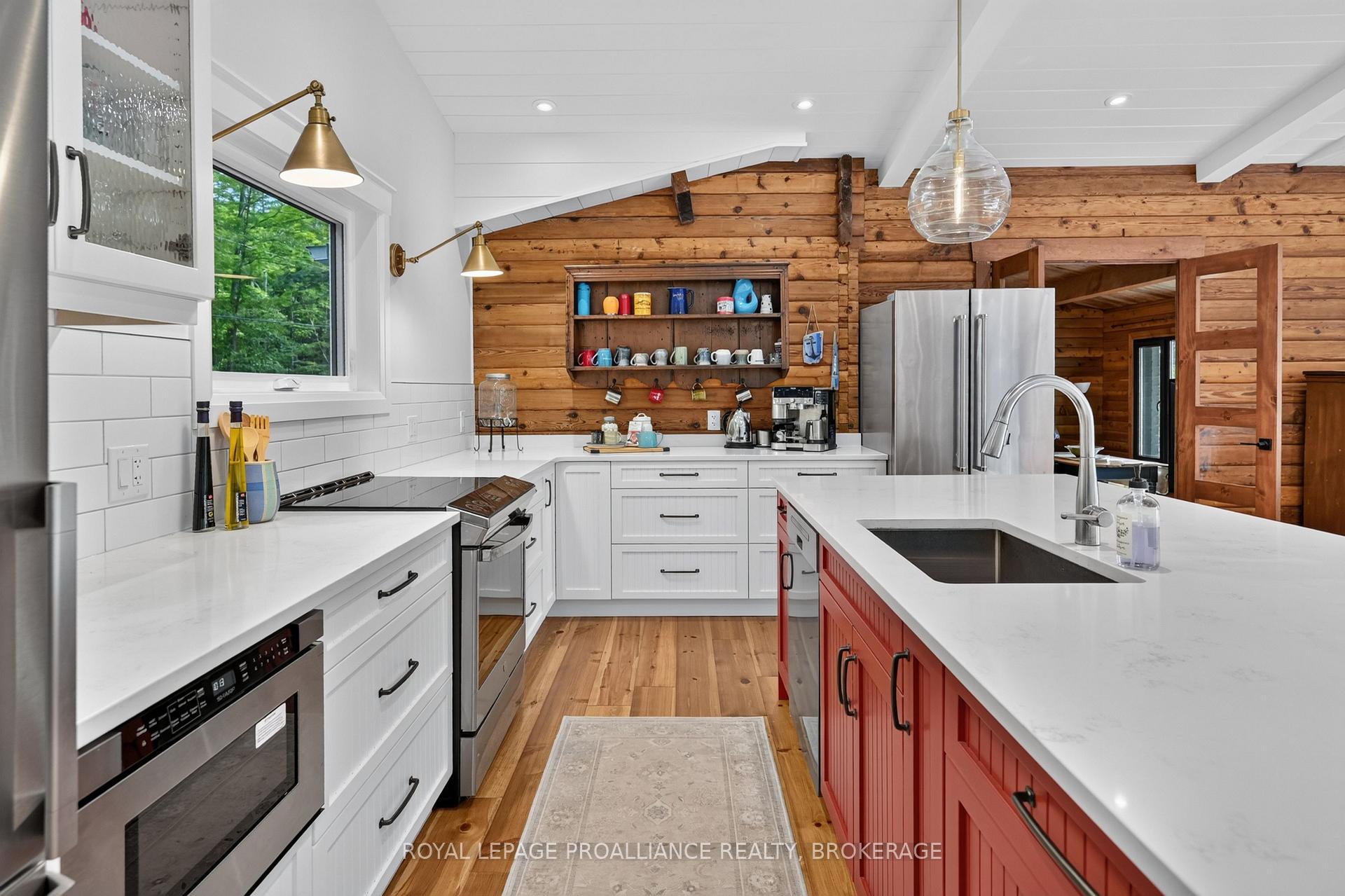 Photo 7 of 1167 Desert Point Lane, Frontenac, Frontenac South — HOMEH